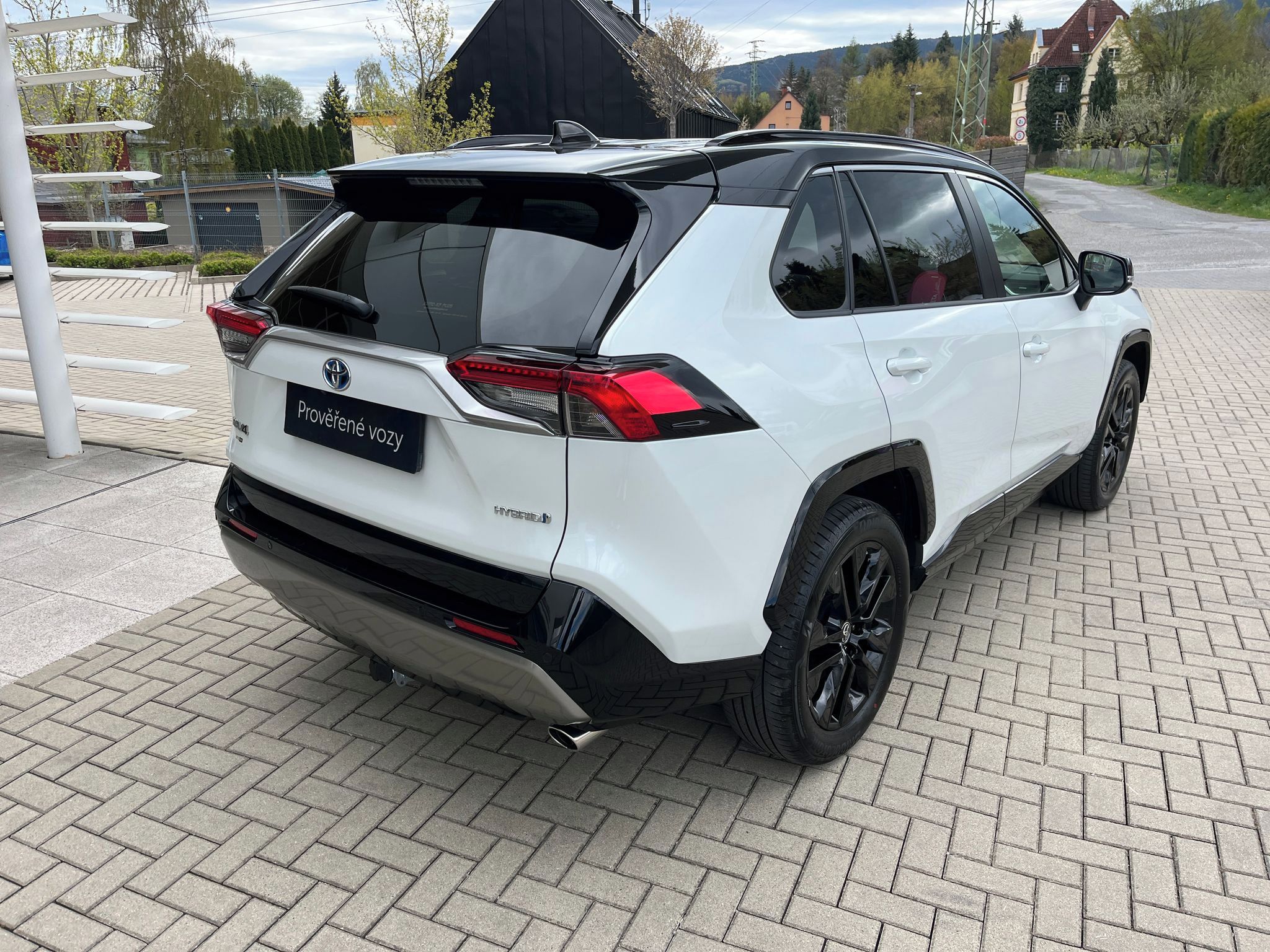 Toyota Rav4, 2.5 Hybrid e-CVT 4WD Selection - fotka 6