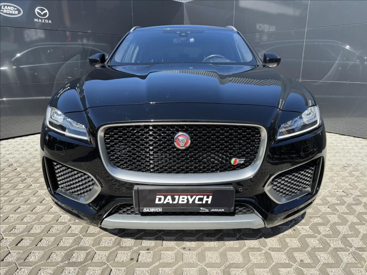 Jaguar F-Pace, 3,0 V6 280kW R-SPORT AWD ČR DP - fotka 4