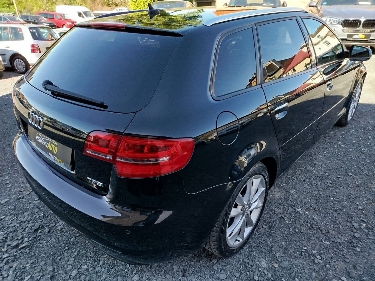 Audi A3, 1,4 TFSi 92kW, 1.MAJITEL - fotka 6