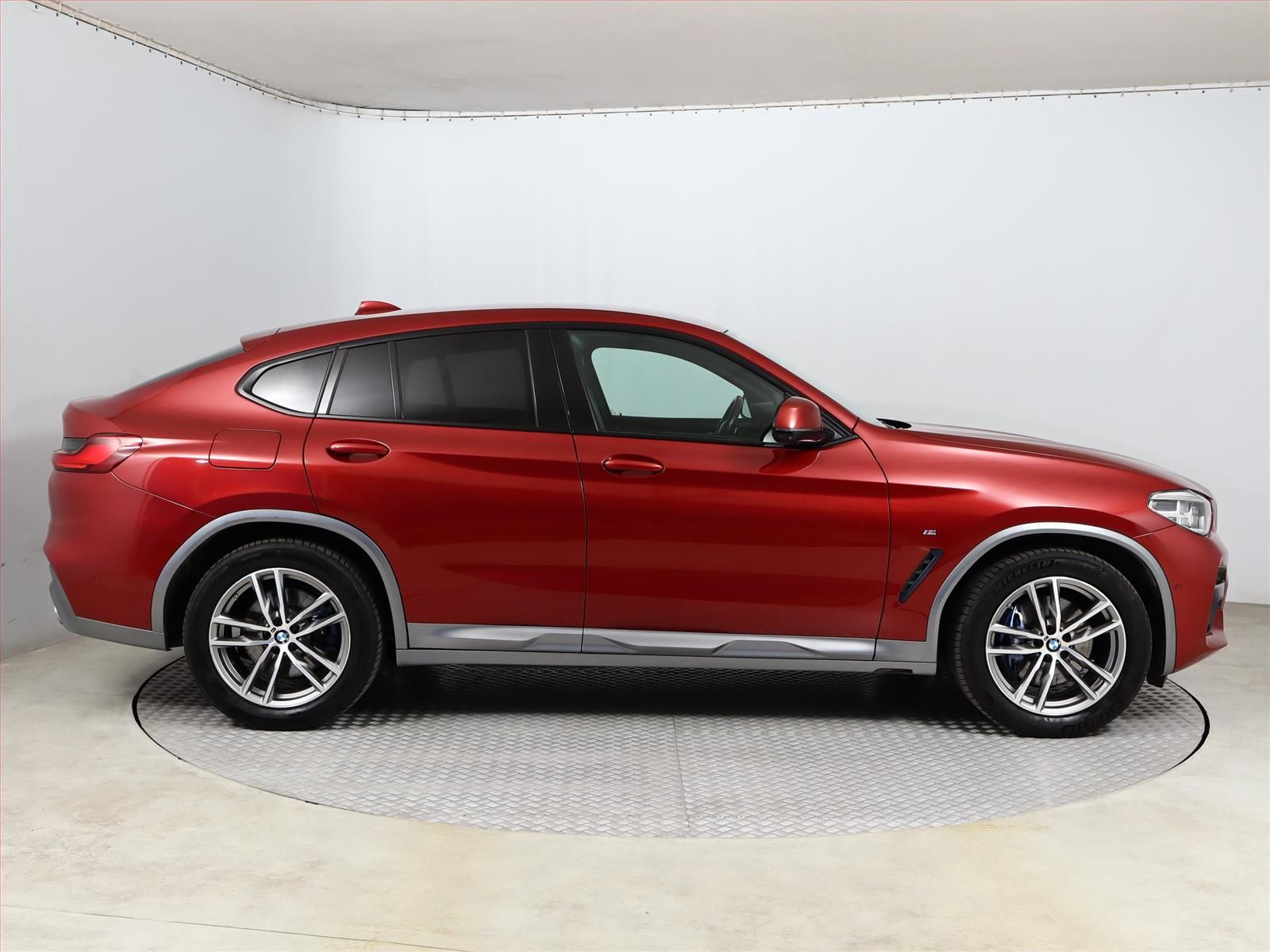 BMW X4, xDrive30d, M Sport, 4X4 - fotka 6