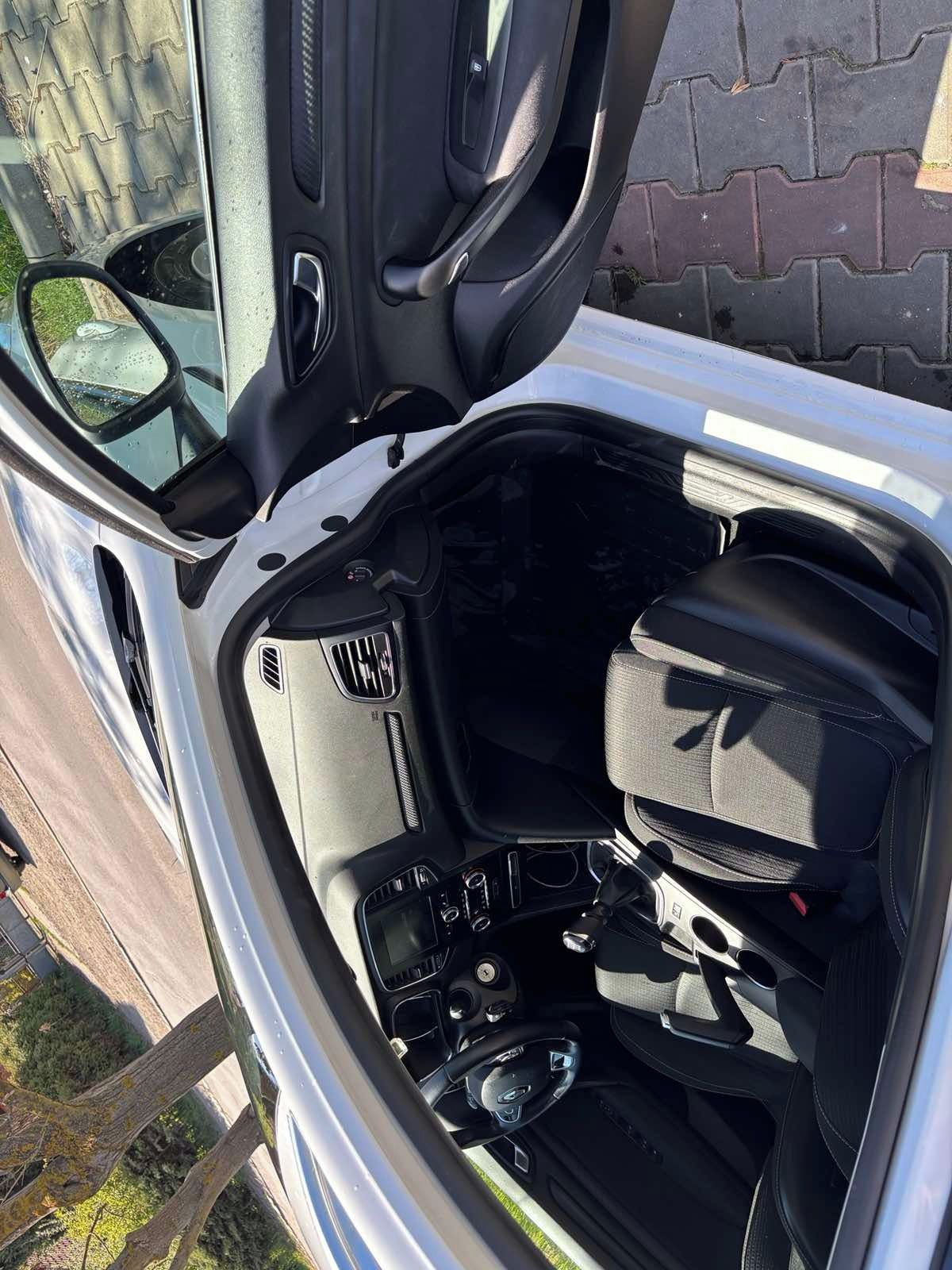 Renault Mégane, Renault Mégane I1.5 DCI K9K U8 - fotka 6