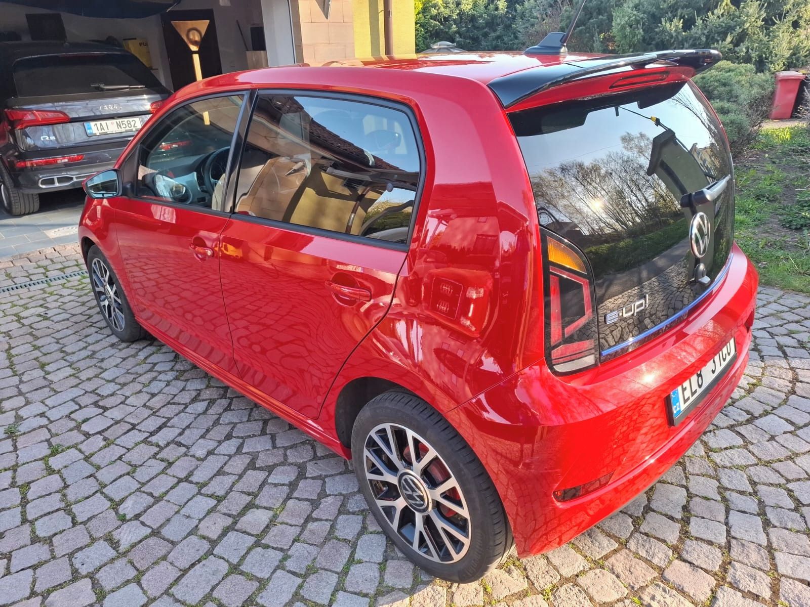 Volkswagen Up! - fotka 3