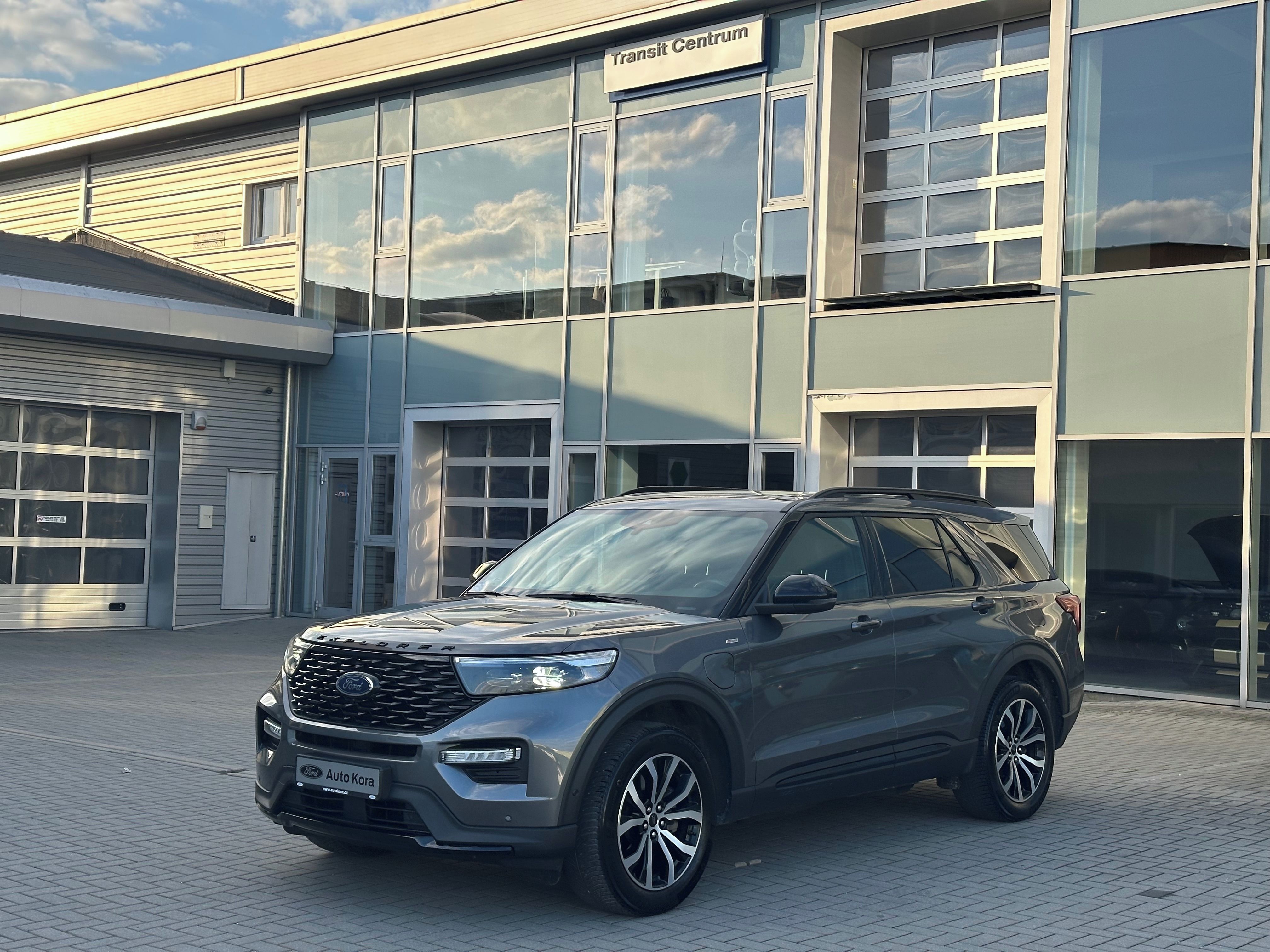 Ford Explorer, ST-Line PHEV 2022 ČR  Záruka - fotka 3