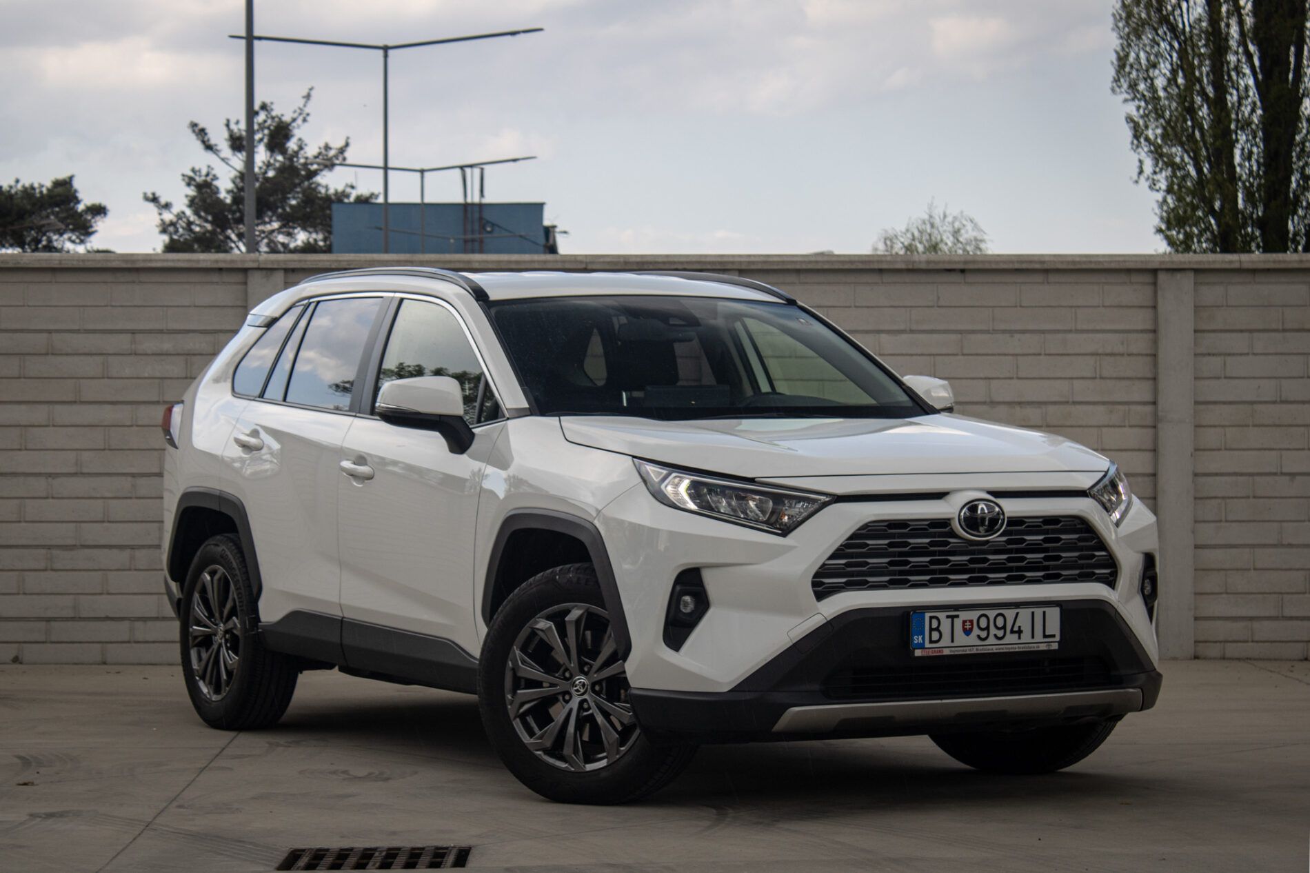 Toyota Rav4 - fotka 3