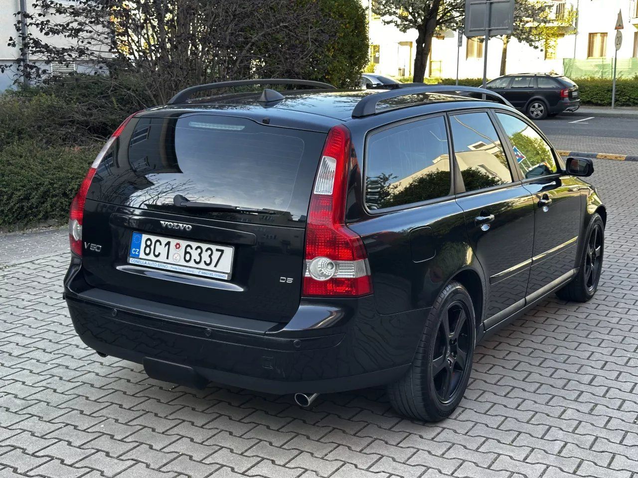 Volvo V50, D5 2.4 D 132kW Kůže Navi Xenon - fotka 4