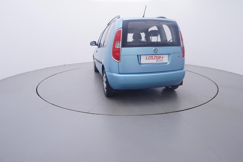 Škoda Roomster, Magic 1.4 16V 63 kW - fotka 4