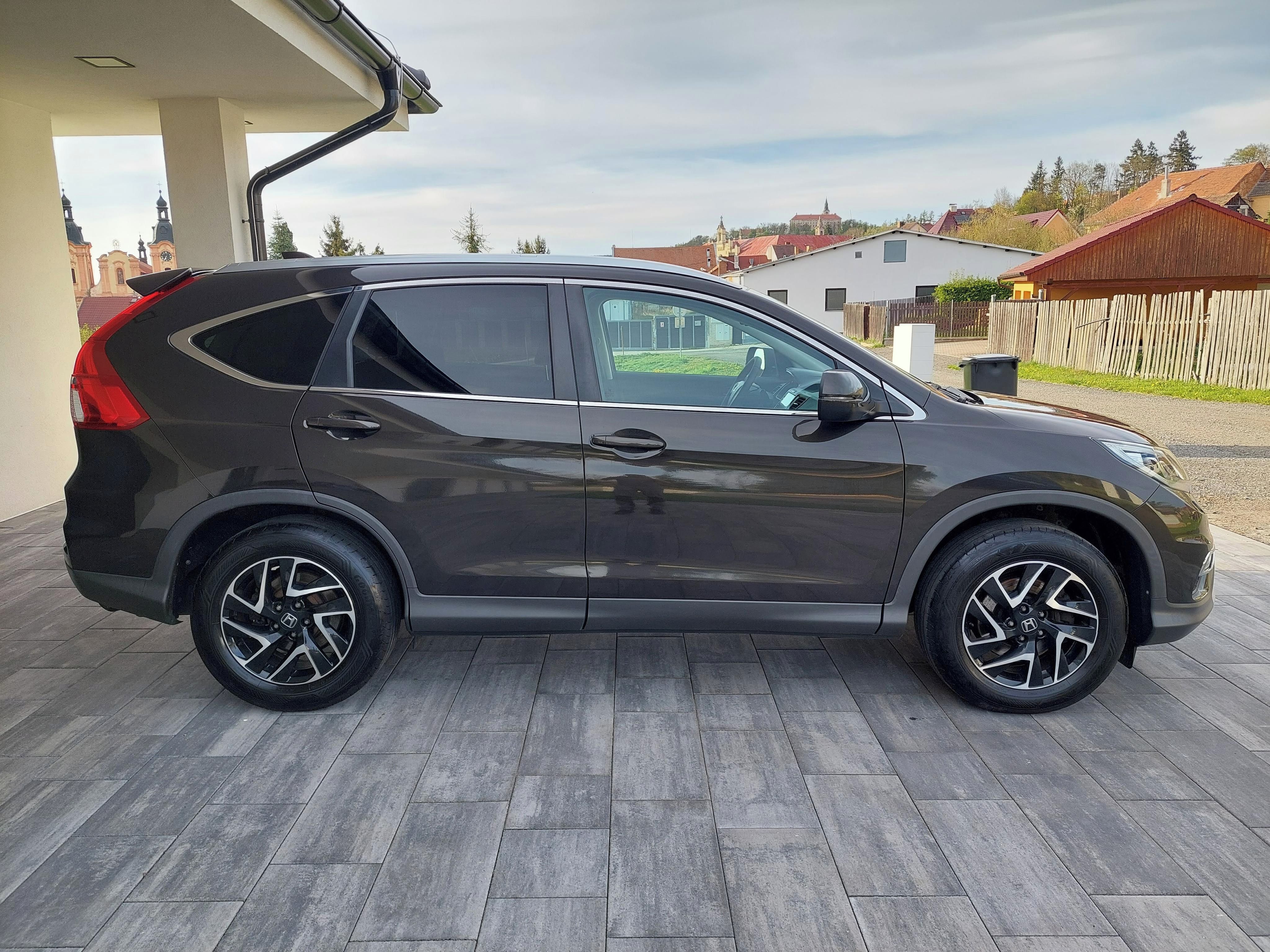 Honda CR-V, 1.6 iDTEC BiTurbo 118 kW 4x4 - fotka 4
