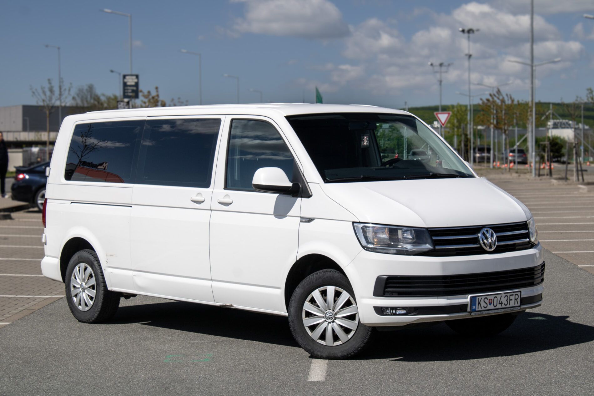 Volkswagen Caravelle - fotka 3