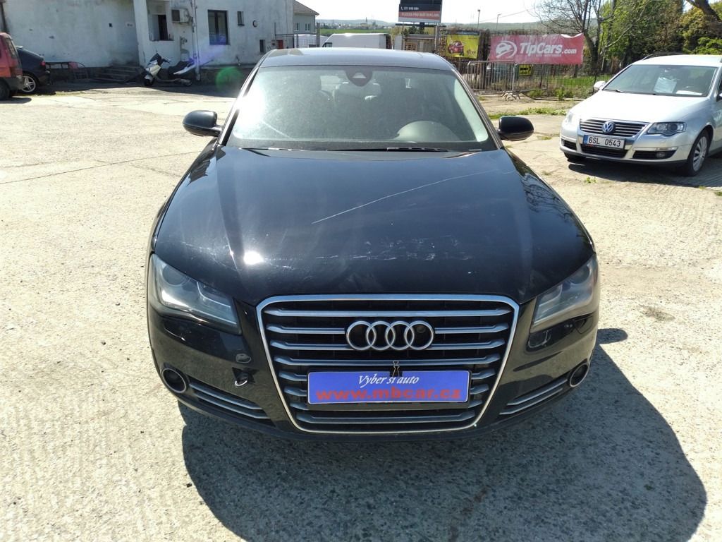 Audi A8, 4.2 TDI V8 QUATTRO NEPOJÍZDNÉ - fotka 2
