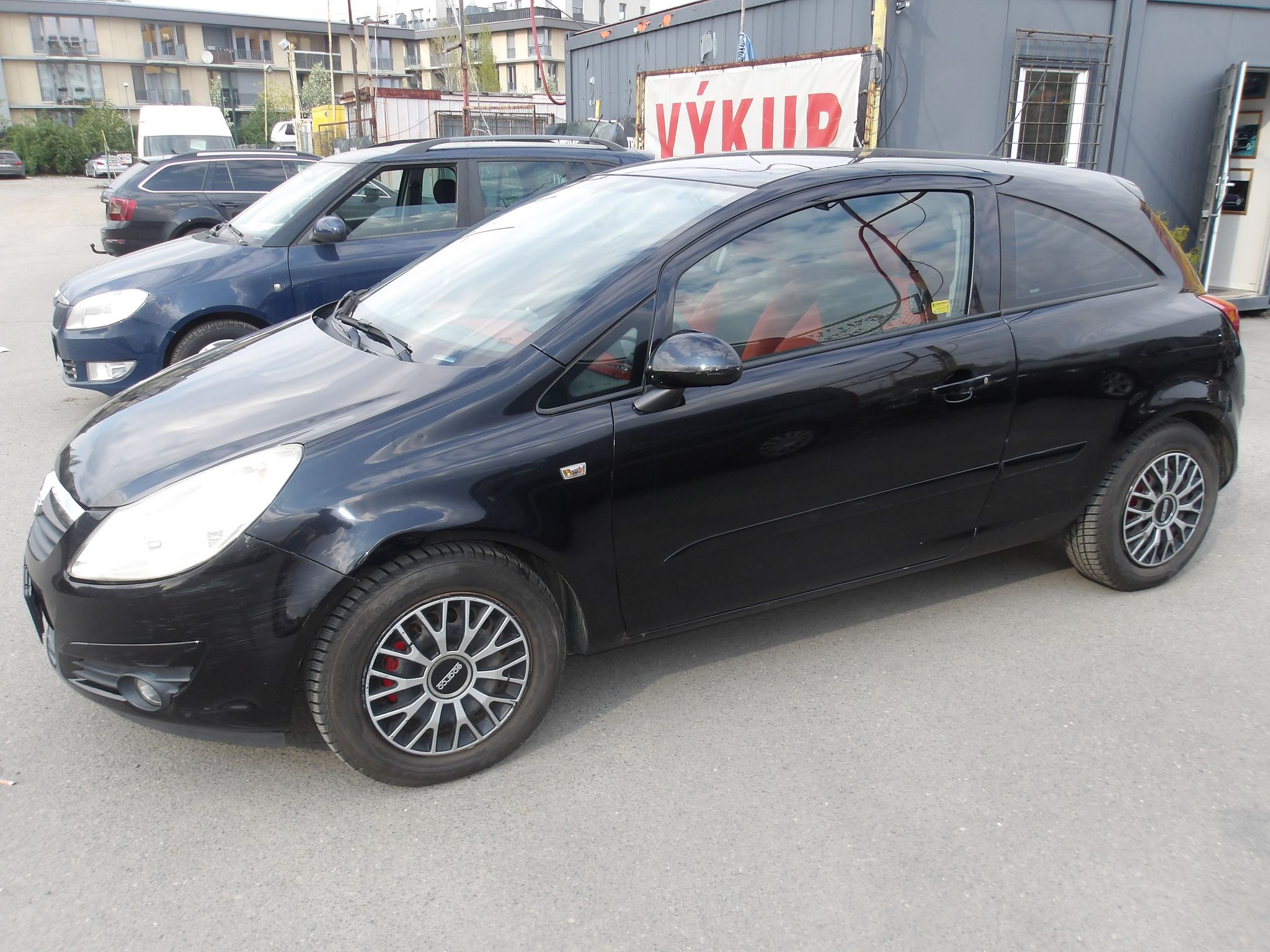 Opel Corsa, 1,2i 59kW 93000km STK04/2028 - fotka 2