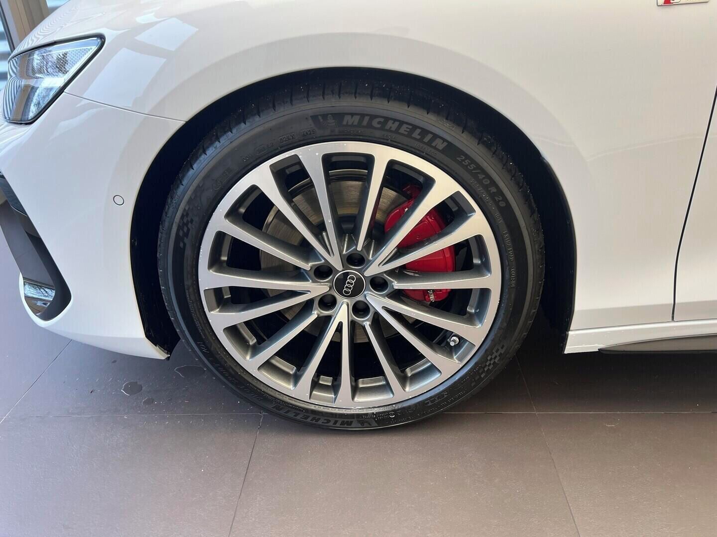 Audi A6, Avant TDI quattro  220 kW - fotka 5