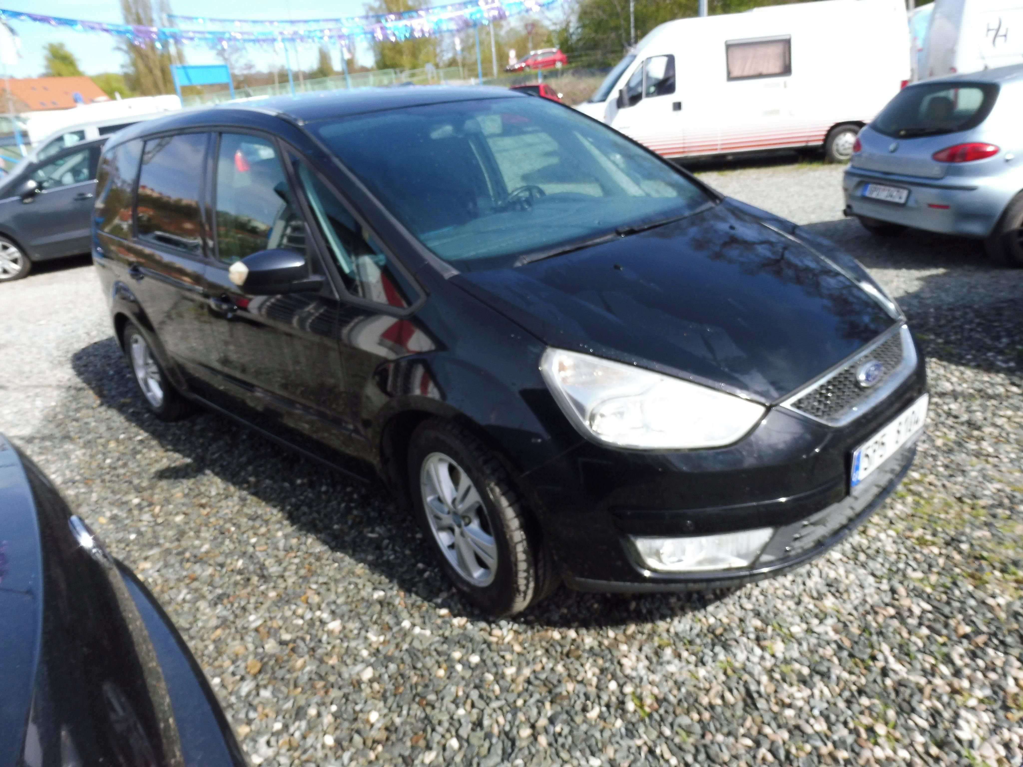 Ford Galaxy, 2,2 Tdci - fotka 3
