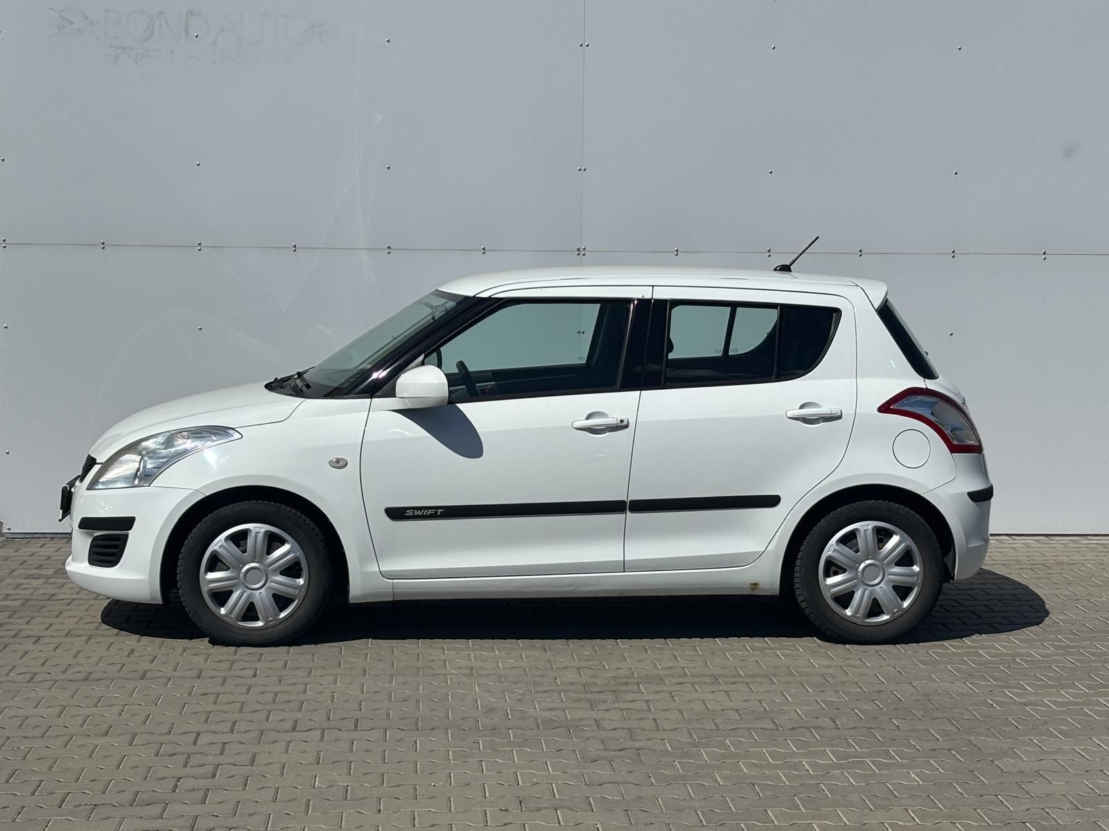 Suzuki Swift, 1,2i 69 kW - fotka 3