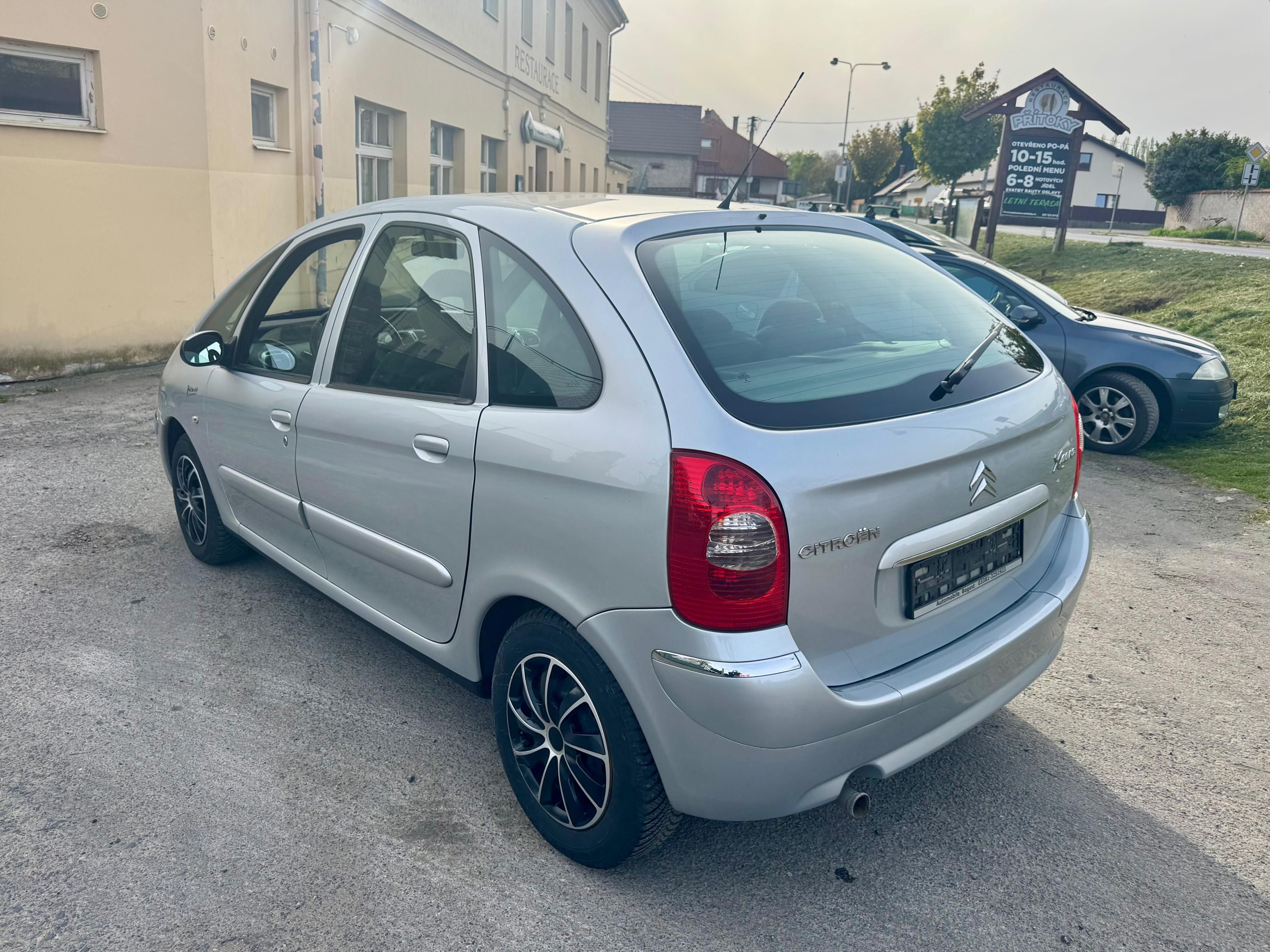 Citroën Xsara Picasso, 1.6 16v 80kW. Klima.Facelift - fotka 4