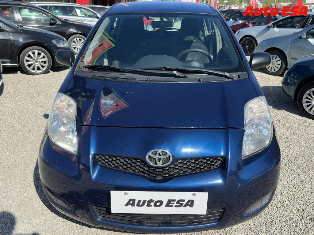 Toyota Yaris, 1.3i - fotka 2