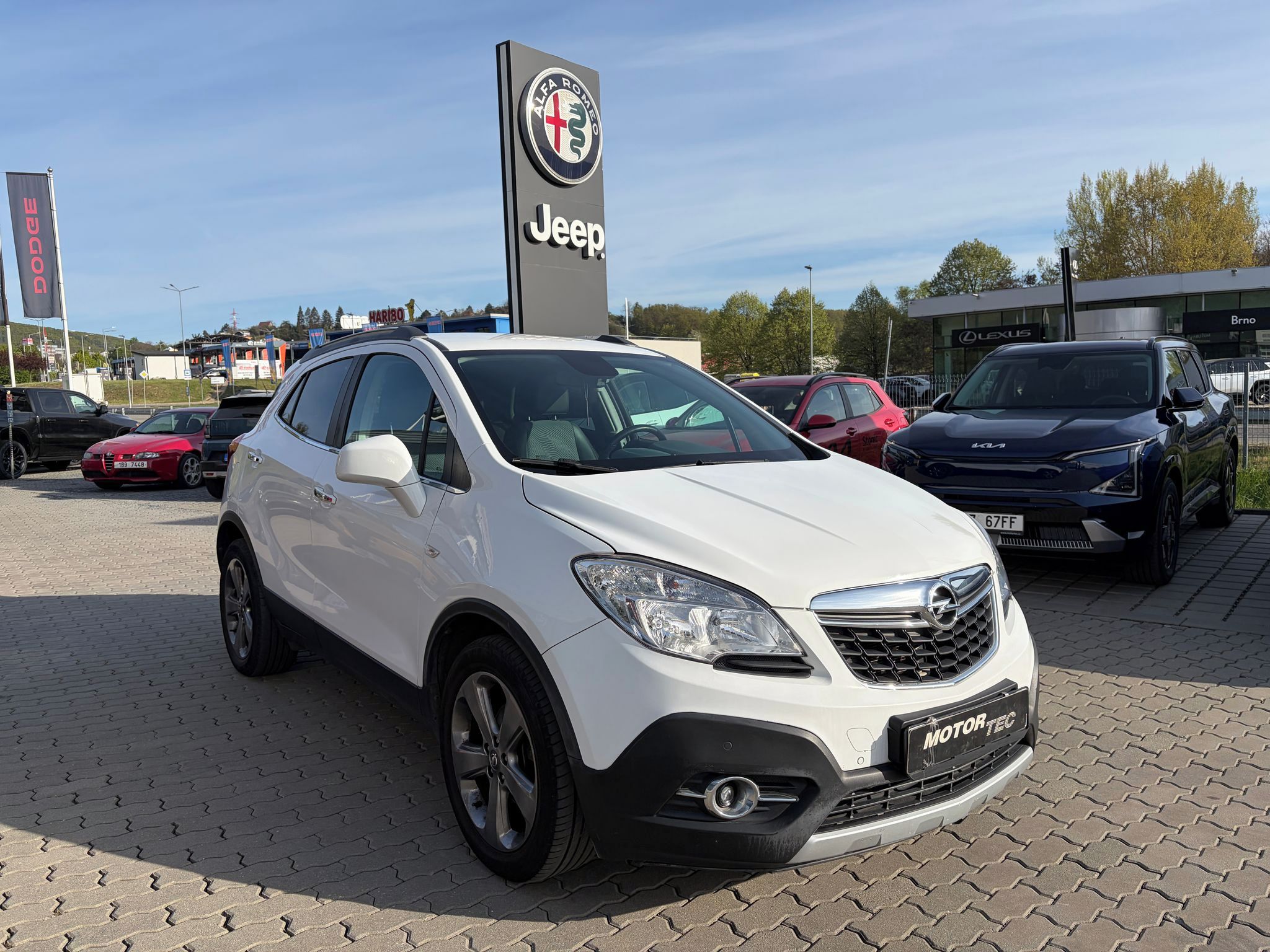 Opel Mokka, 1.7 CDTi 96kW Cosmo - fotka 2