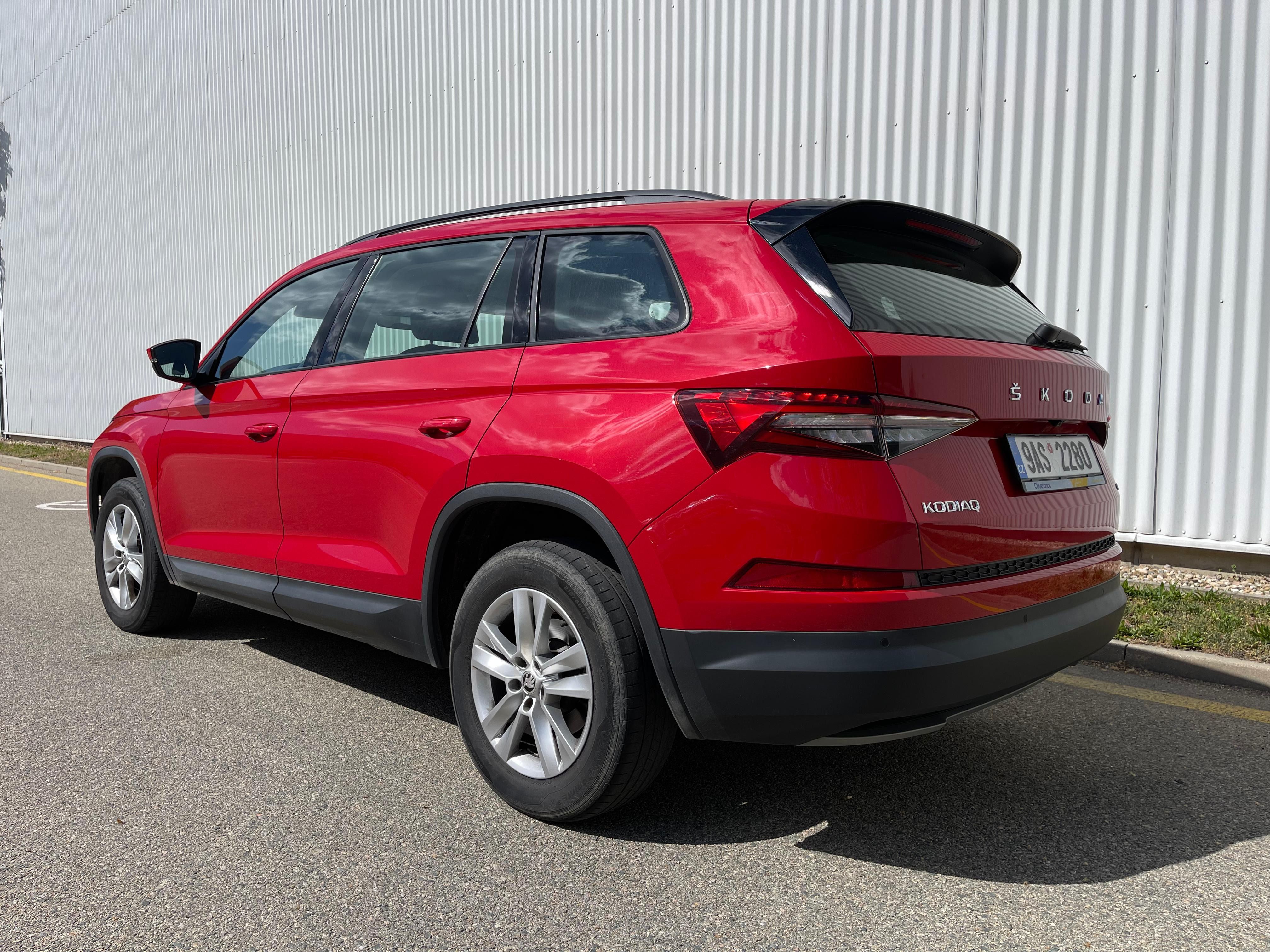 Škoda Kodiaq, 110 kW, 4x4, po 1.vlastníkovi - fotka 3