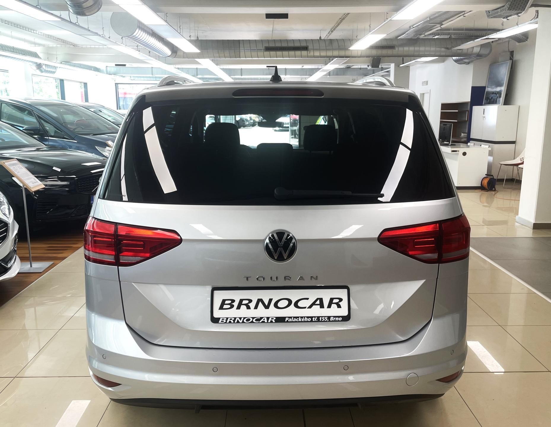 Volkswagen Touran, 2,0TDi Comfortline, ČR, 1.MAJ - fotka 5