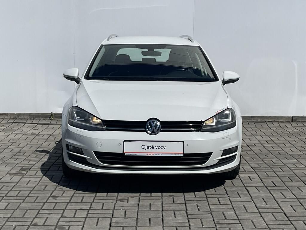 Volkswagen Golf, Highline 1.4 TSI 92 kW - fotka 4