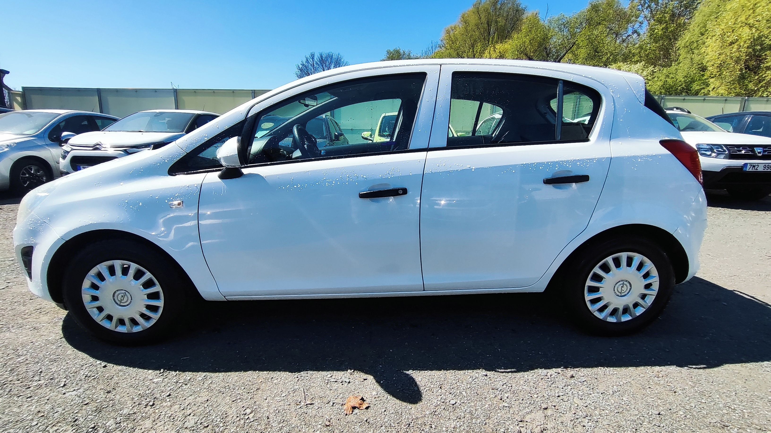 Opel Corsa, 1.2i  klimatizace  ČR - fotka 2