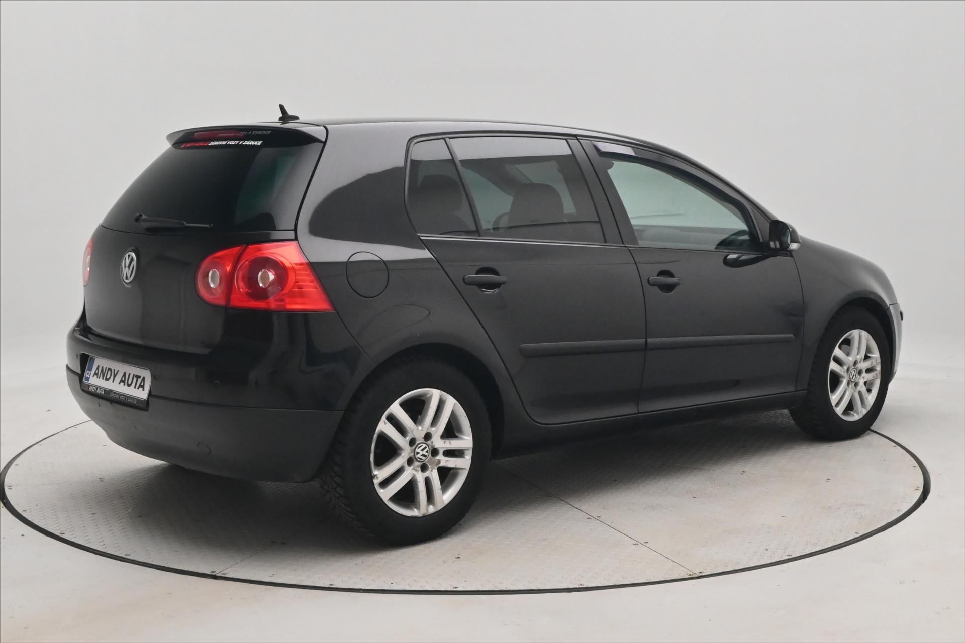 Volkswagen Golf, 2,0 TDI 103kW DSG Trend - fotka 5
