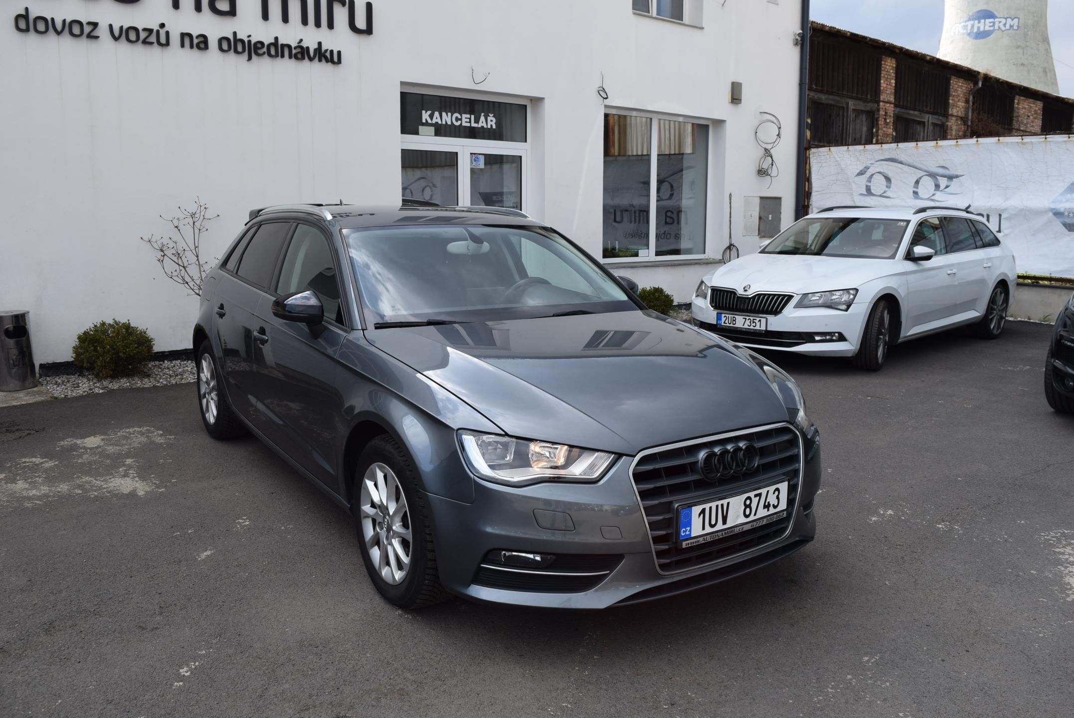 Audi A3, 1.2TSI 77kw AMBIENTE NAVI VÝHŘ - fotka 5