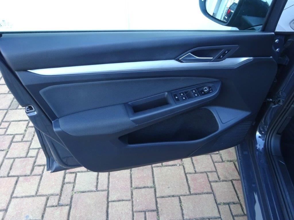 Volkswagen Golf Variant, VARIANT LIFE 1,5 TSI 96kW - fotka 6