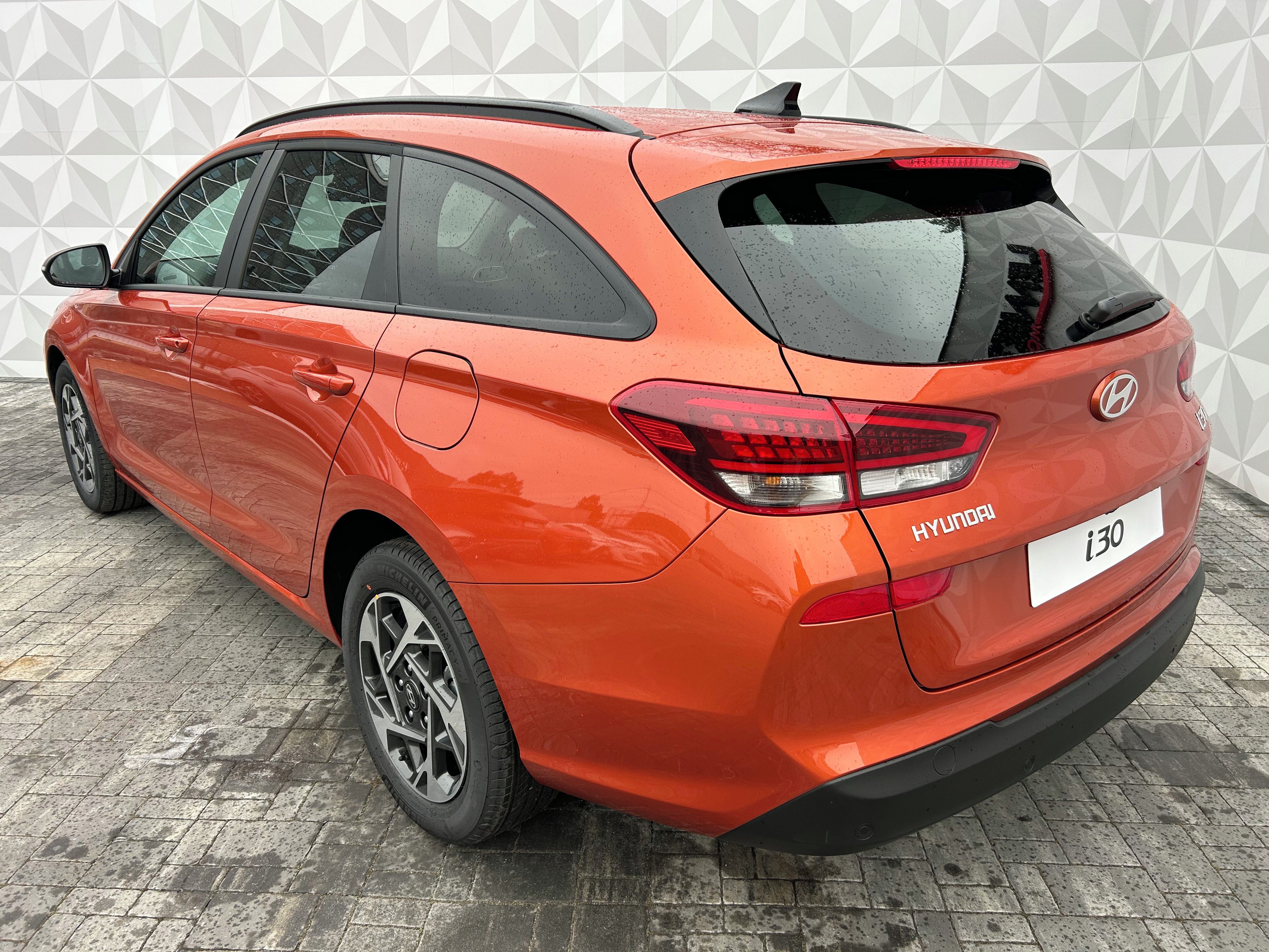 Hyundai i30, WG 1.0 T-GDi GO Czech! - fotka 3