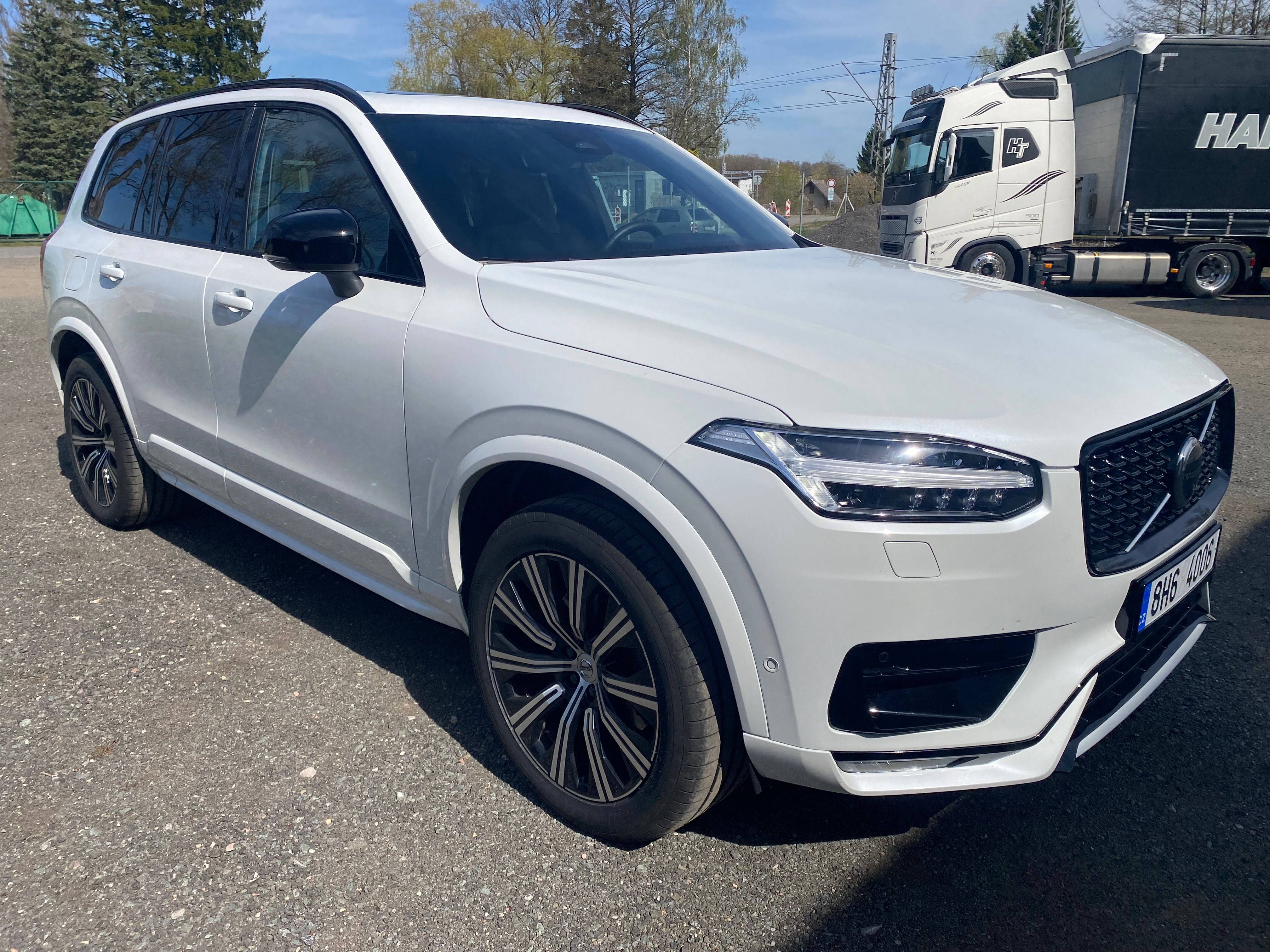 Volvo XC90, Volvo XC90, B5 AWD Plus Dark - fotka 2