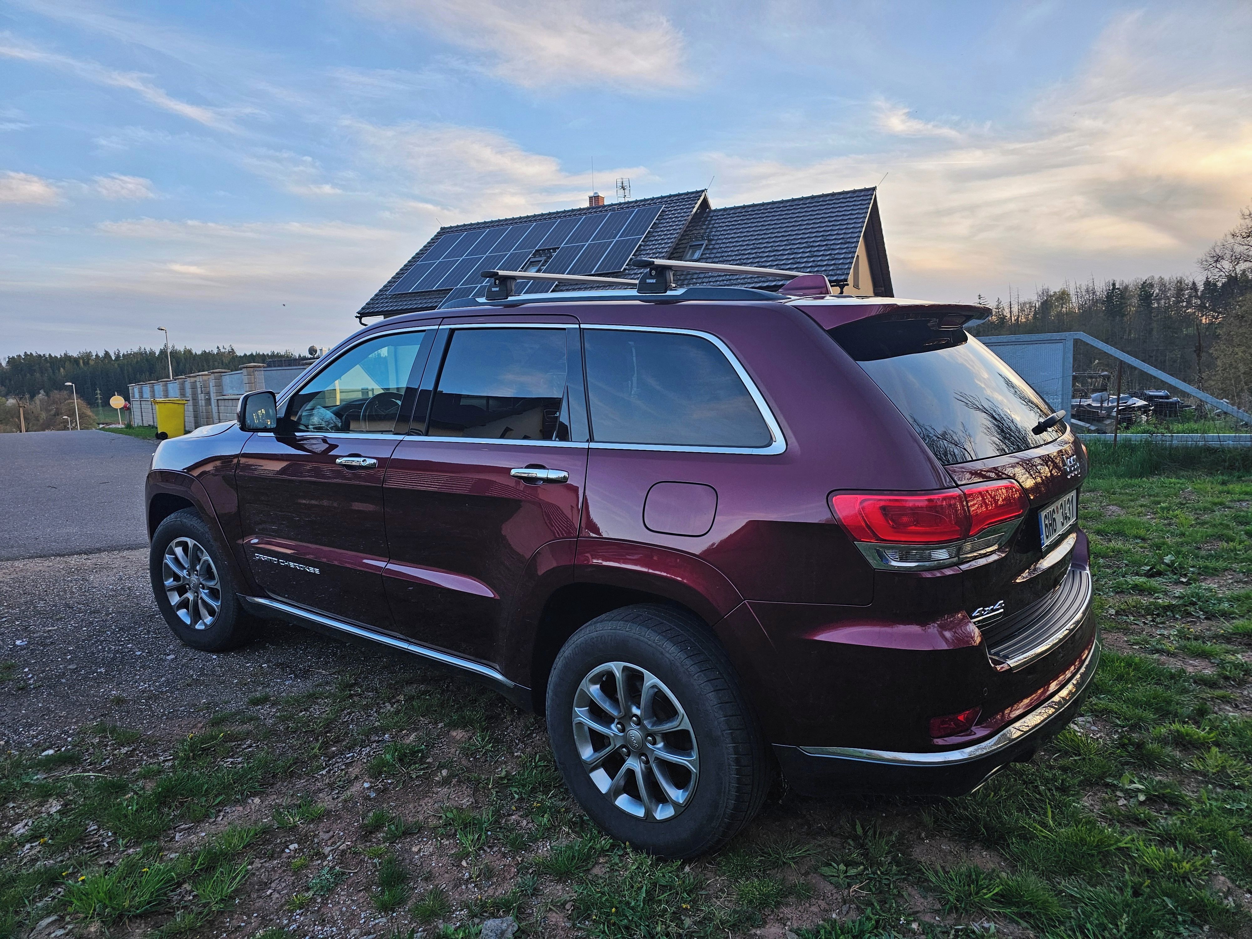 Jeep Grand Cherokee, Summit 3.0. 1.majitel. - fotka 3