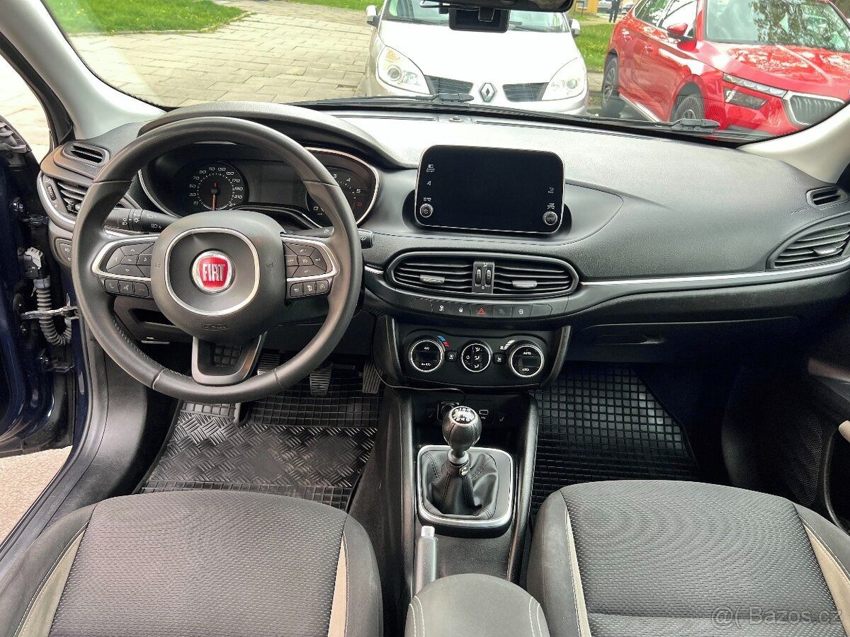 Fiat Tipo, Fiat Tipo 1,4 T-Jet 88kW HB - fotka 4