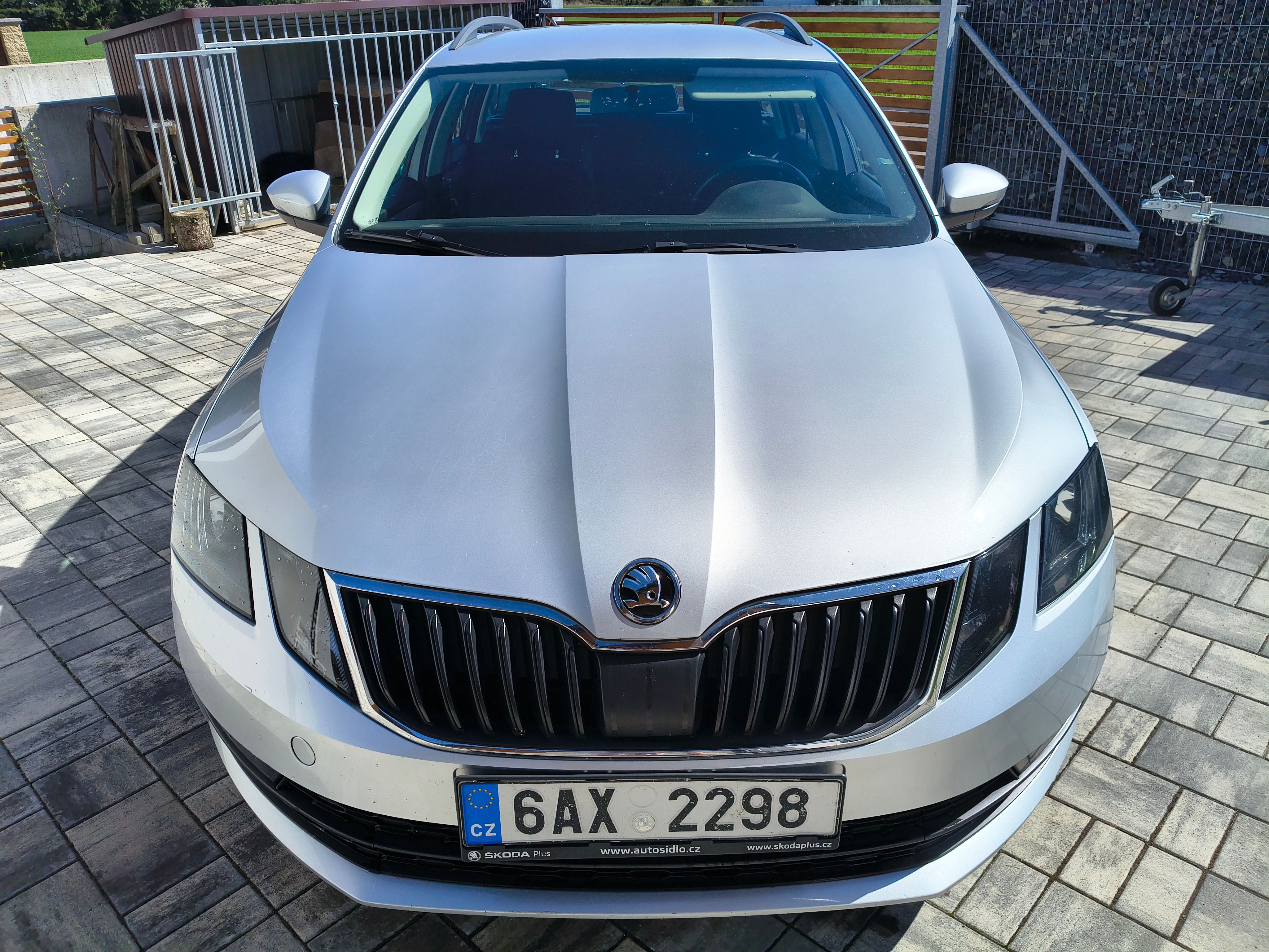 Škoda Octavia, Škoda Octavia 1.0 Kombi - fotka 2