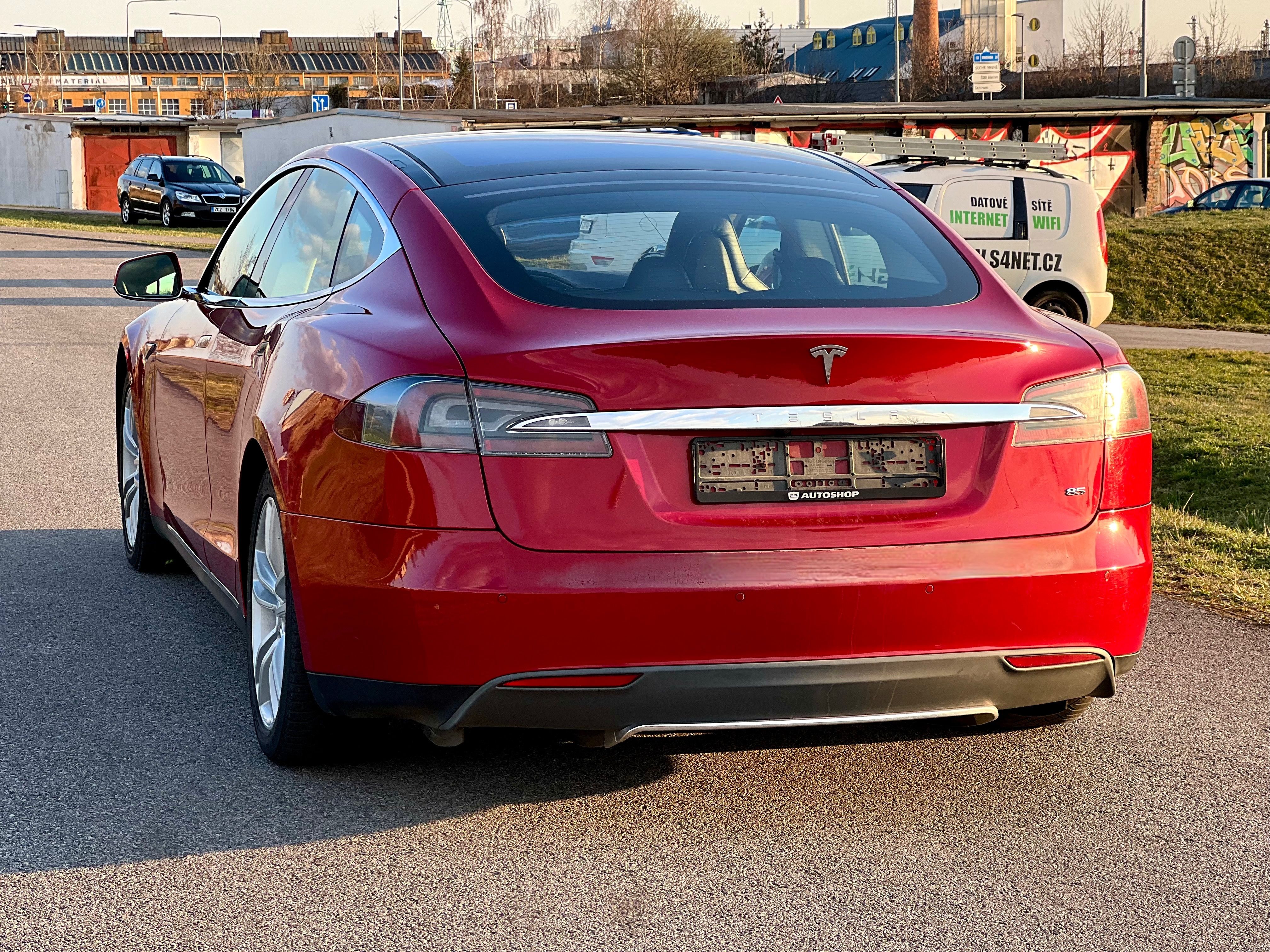Tesla Model S, S85 El.Panorama Kuze Prem.Hifi - fotka 3