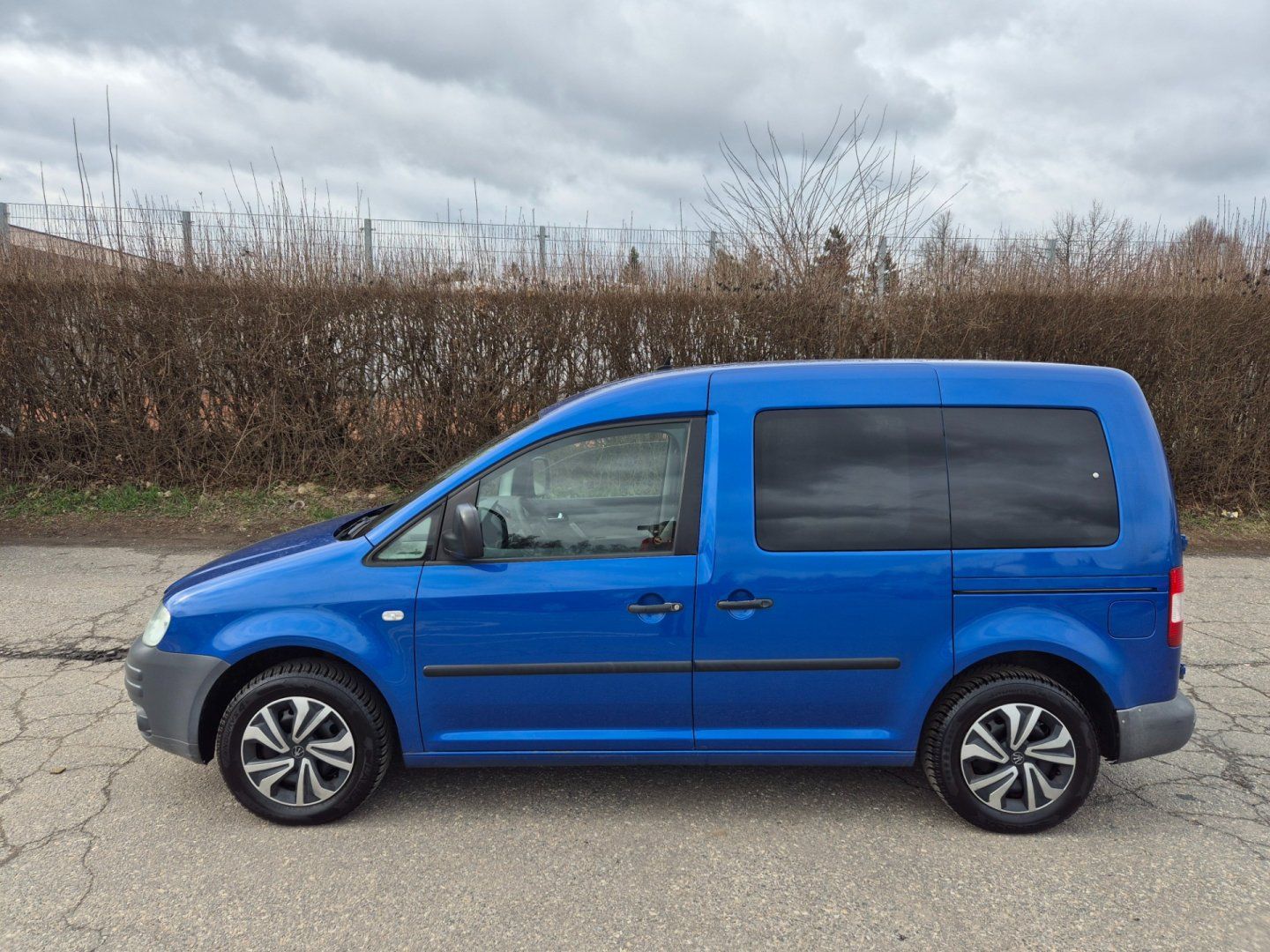 Volkswagen Caddy, 1.9TDI 77kW klima DSG automat - fotka 6