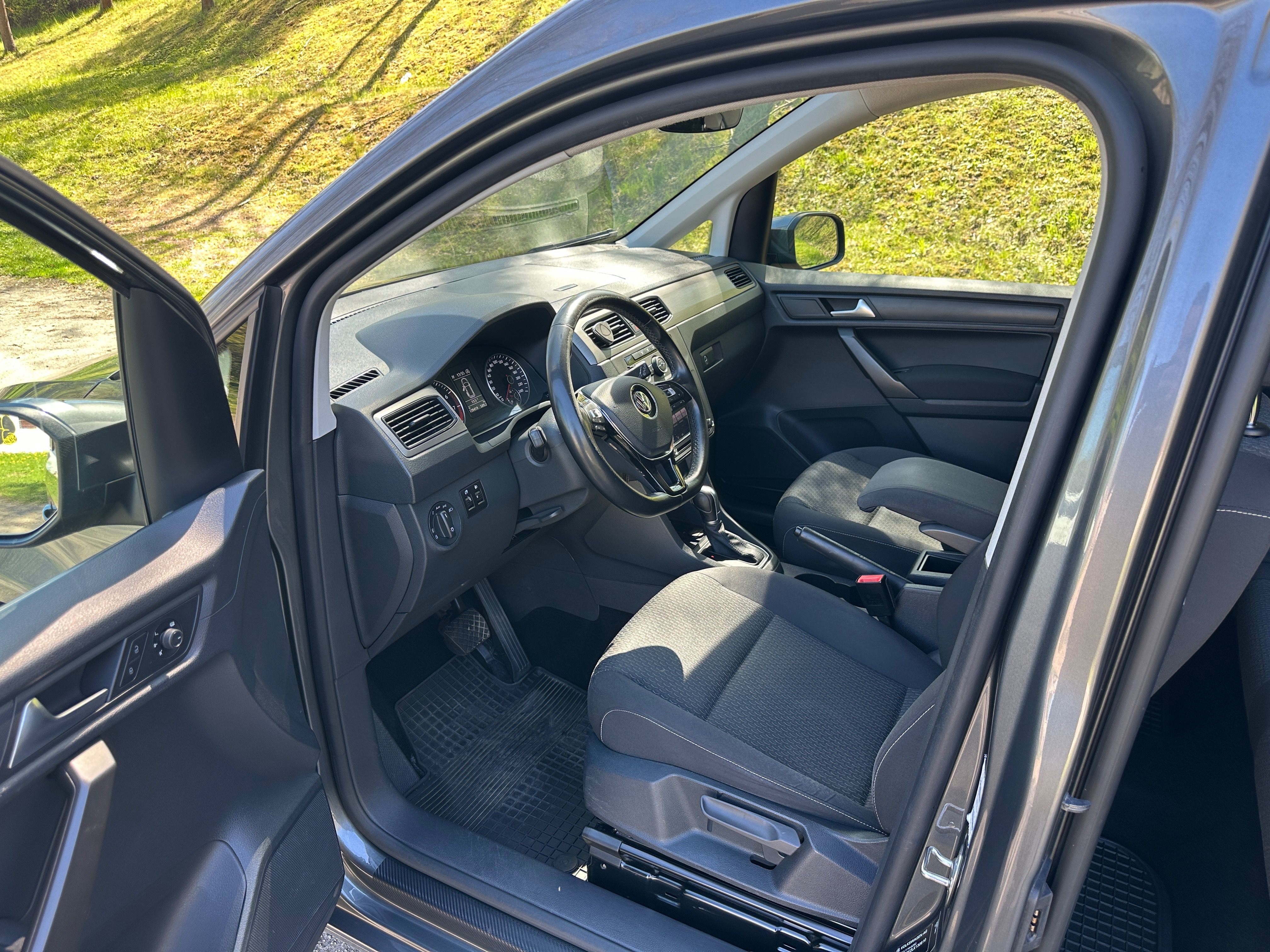 Volkswagen Caddy, 1.4 TSI, 96 kW, Tažné,Top Stav - fotka 3