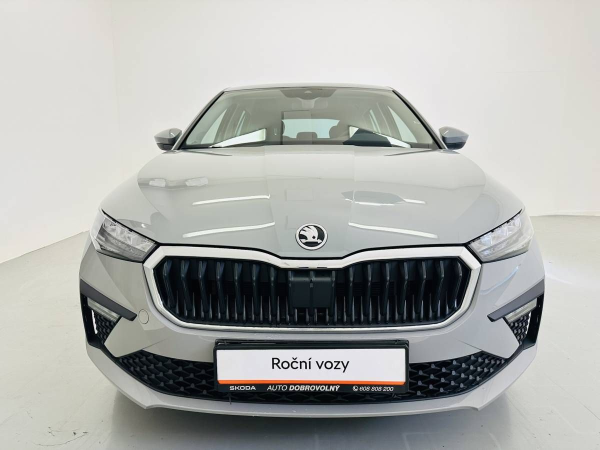 Škoda Scala, Top Selection 1,0 TSI 85kW MT6 - fotka 4
