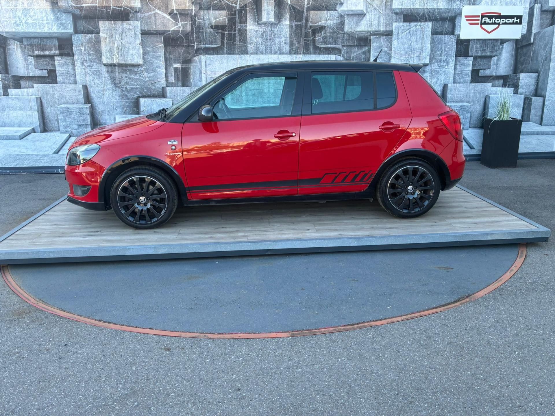 Škoda Fabia, 1.2TSi, 77KW, MONTE CARLO - fotka 4