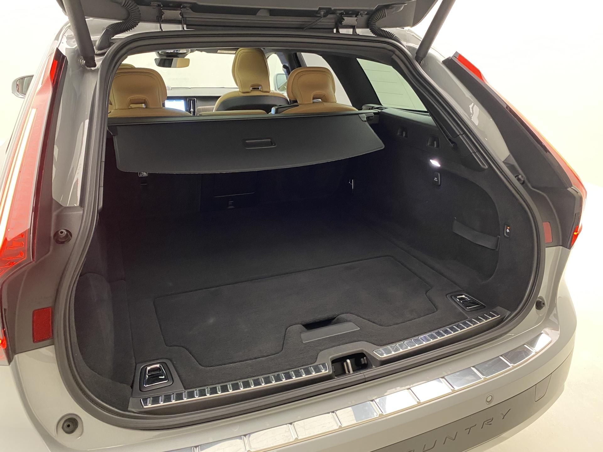 Volvo V90, CC B5 AWD ULTIMATE AUT - fotka 6