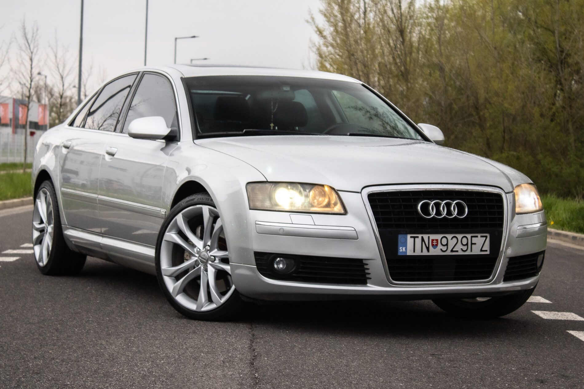 Audi A8 - fotka 2
