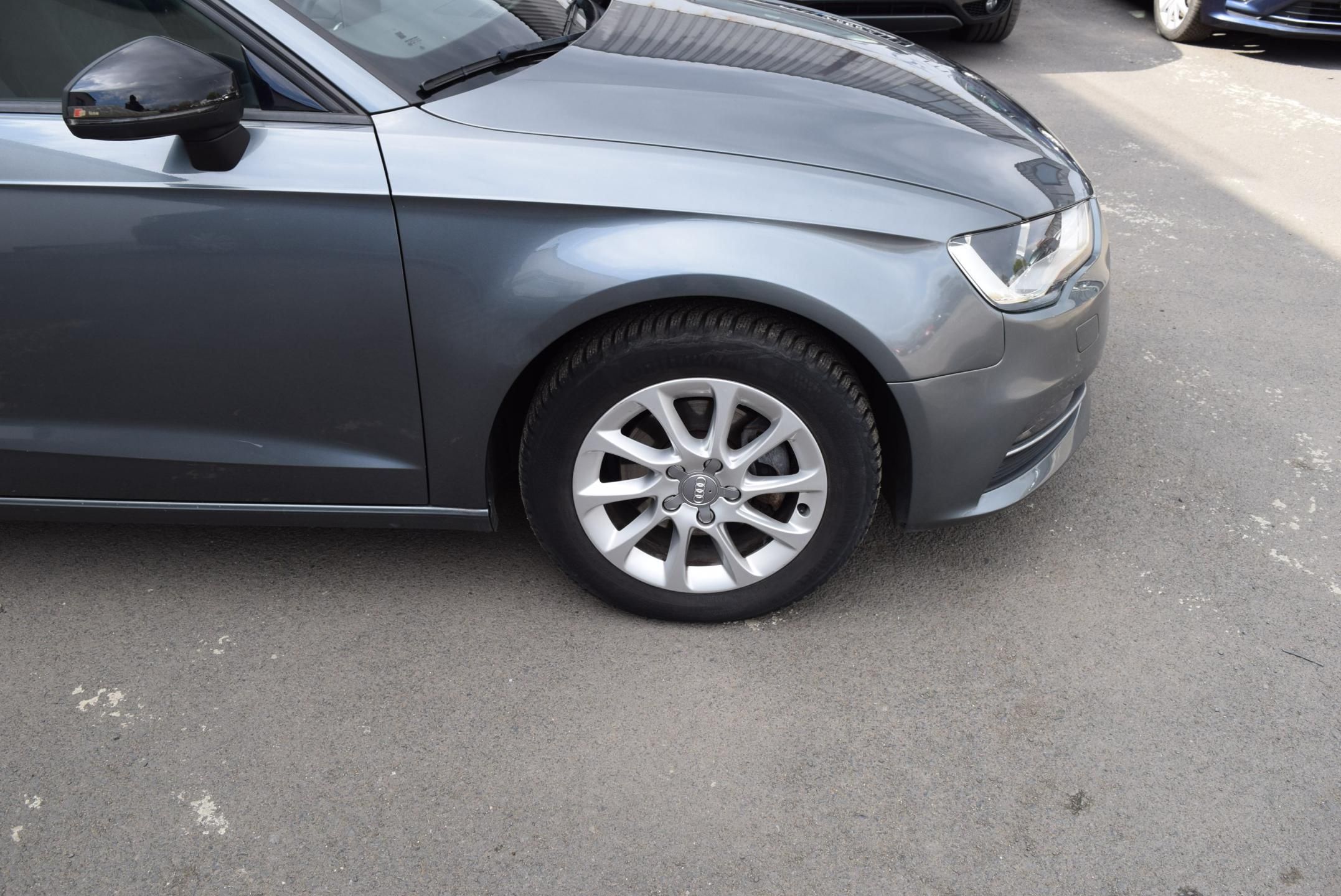 Audi A3, 1.2TSI 77kw AMBIENTE NAVI VÝHŘ - fotka 6