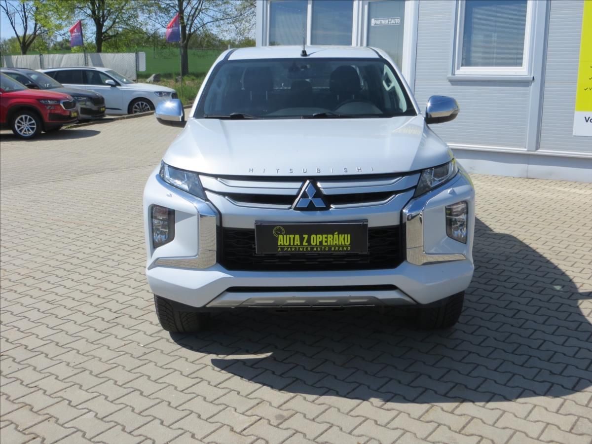 Mitsubishi L200, 2,3 DI-D INTENSE 4WD AUT - fotka 2