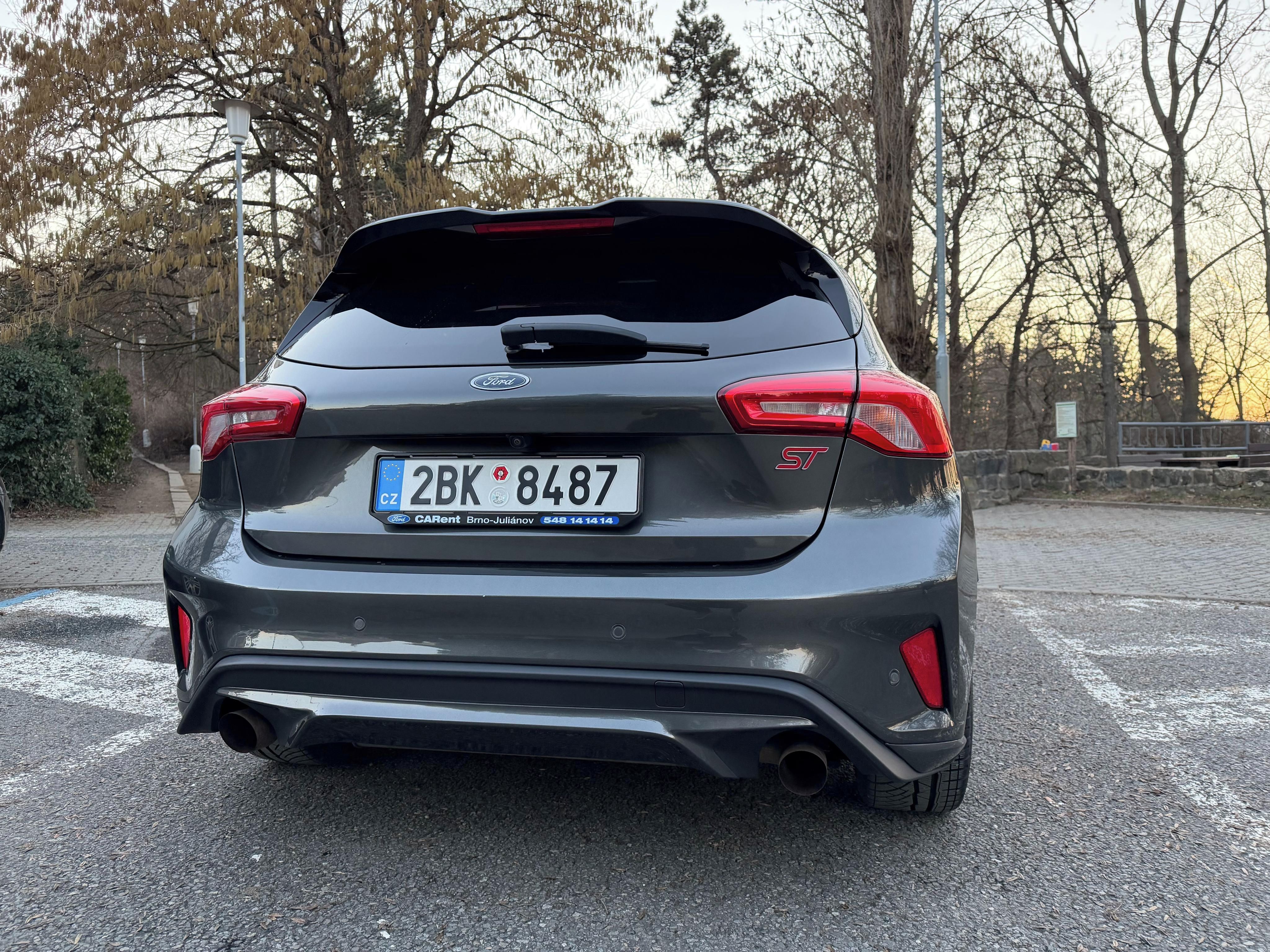 Ford Focus, Ford Focus ST PLUS 2.3, 206 kW - fotka 4