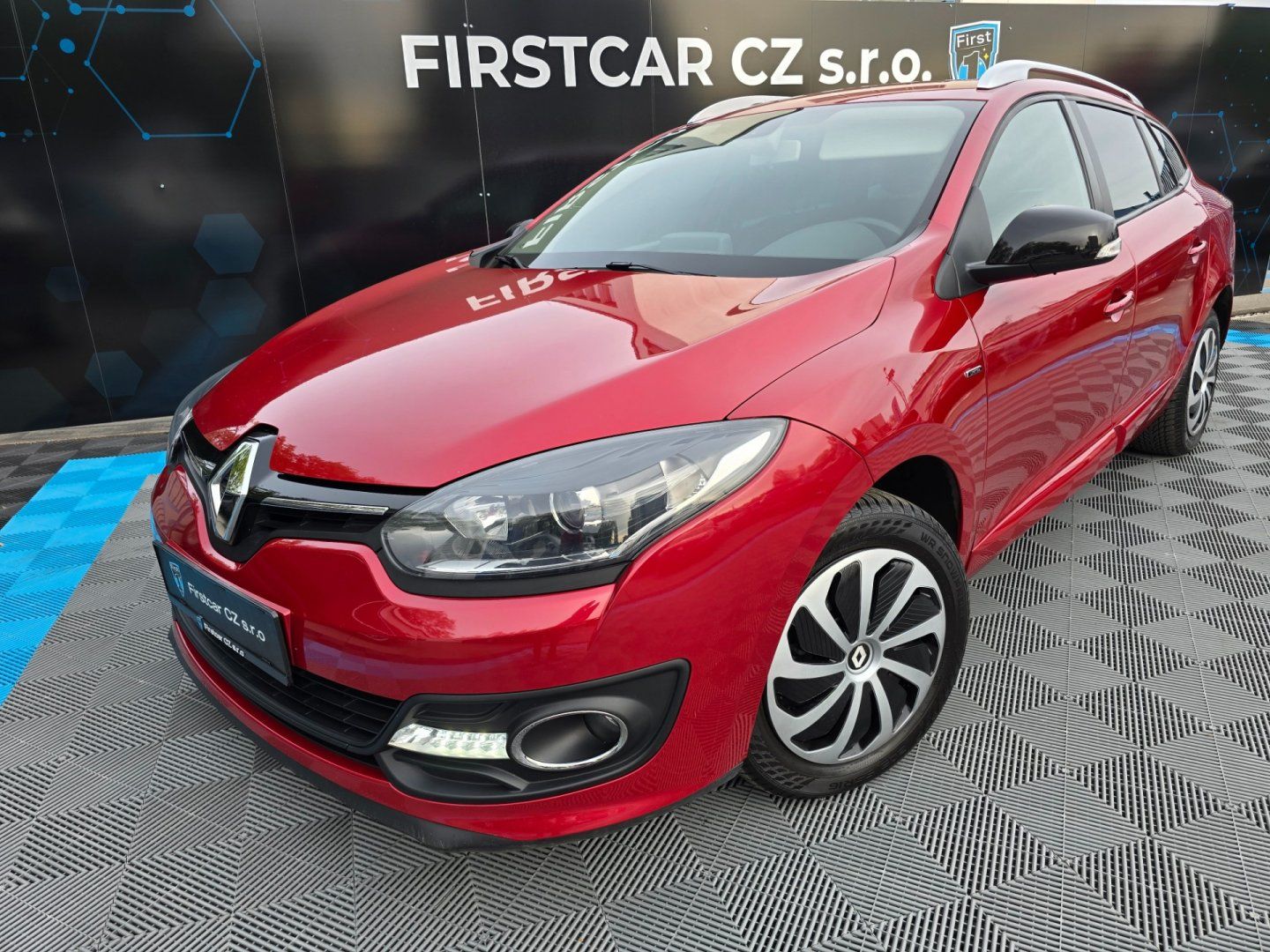 Renault Mégane, 1.2 TCe/ČR/2.MAJ/LIMITED/AT - fotka 2