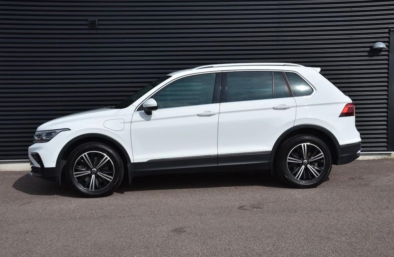 Volkswagen Tiguan, eHybrid 1.4 TSI ACT OPF Matrix - fotka 3