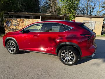 NX 300h - hybrid - servisováno