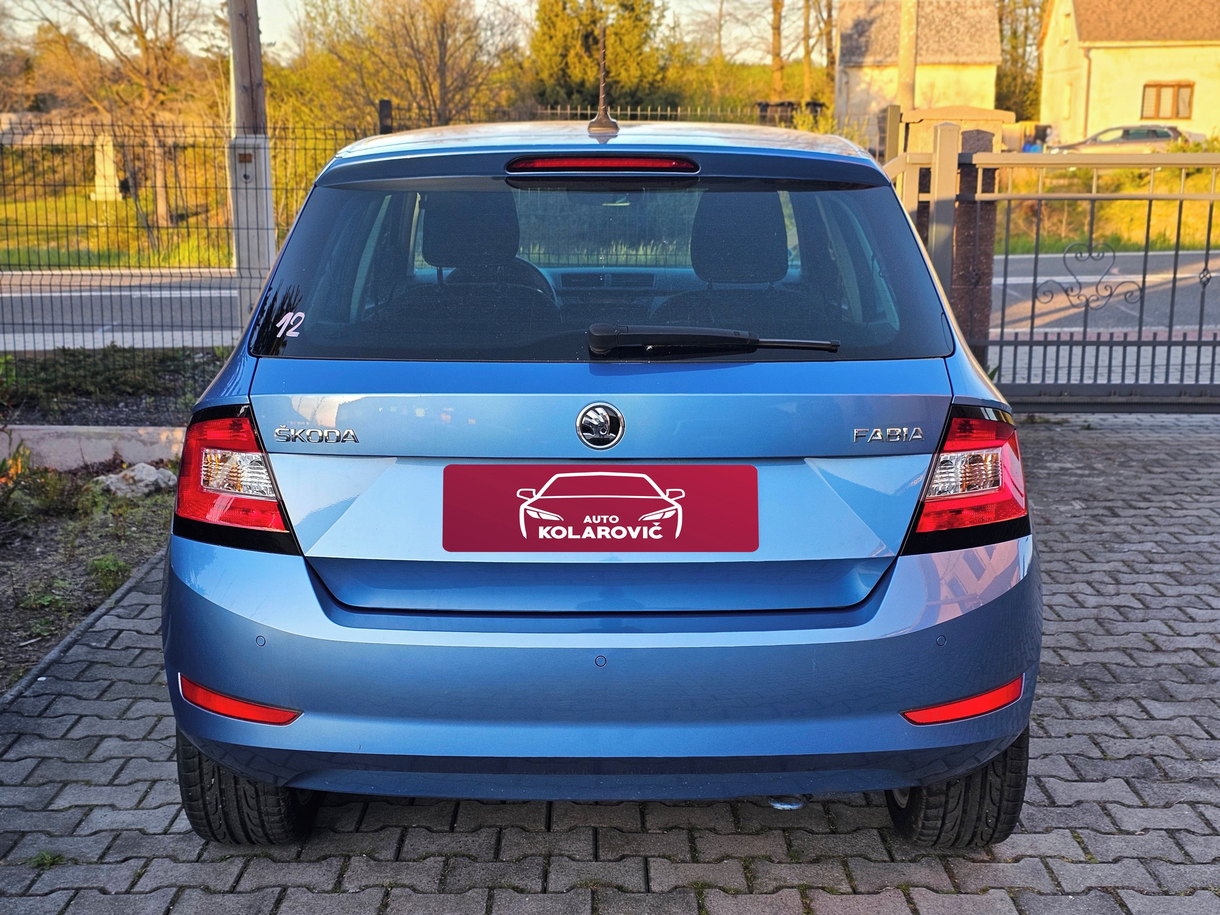 Škoda Fabia, 1.0 MPI Soleil - fotka 6