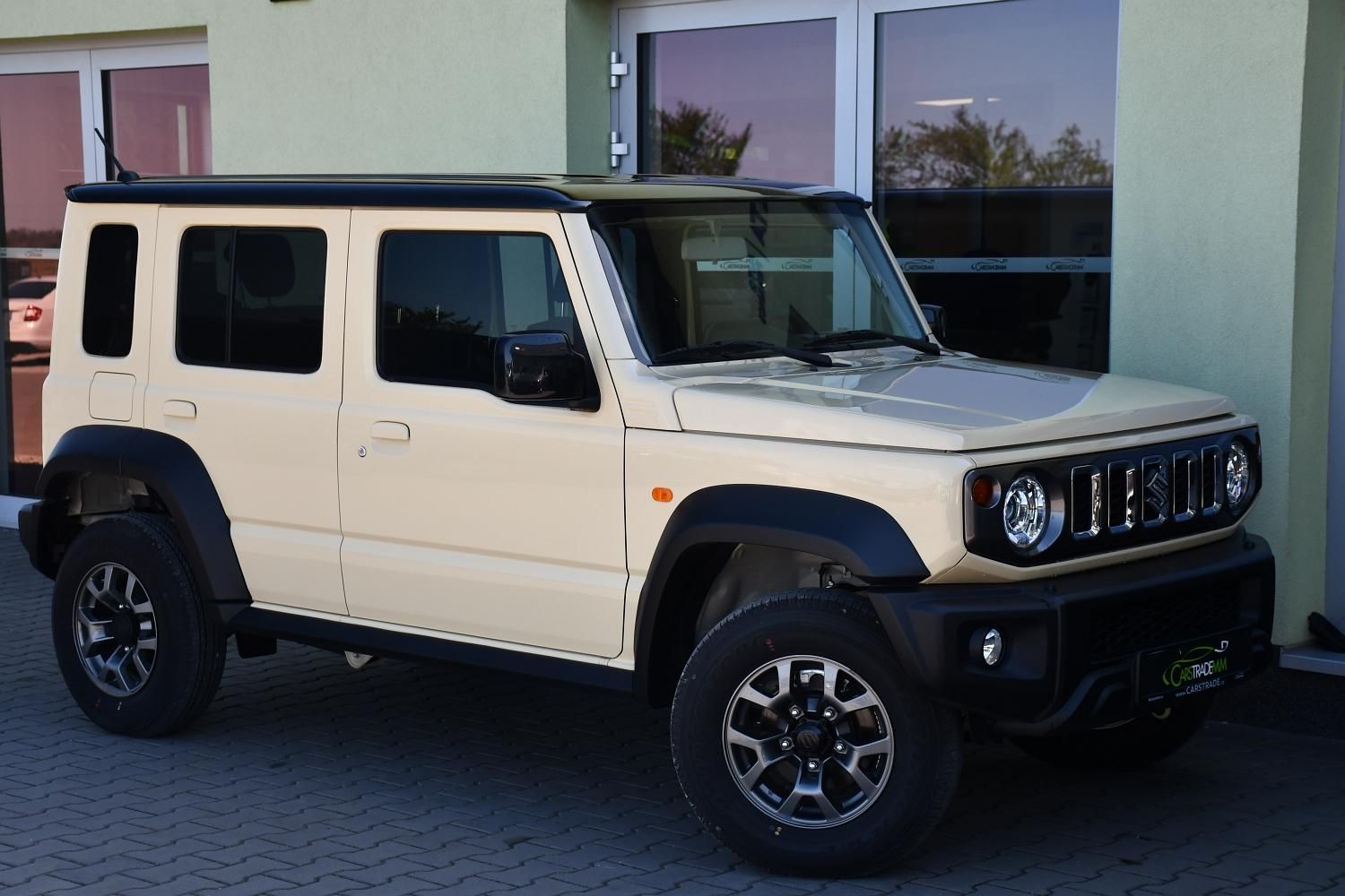 Suzuki Jimny, 1,5 GLX AUTOMAT, 4X4 LONG - fotka 2