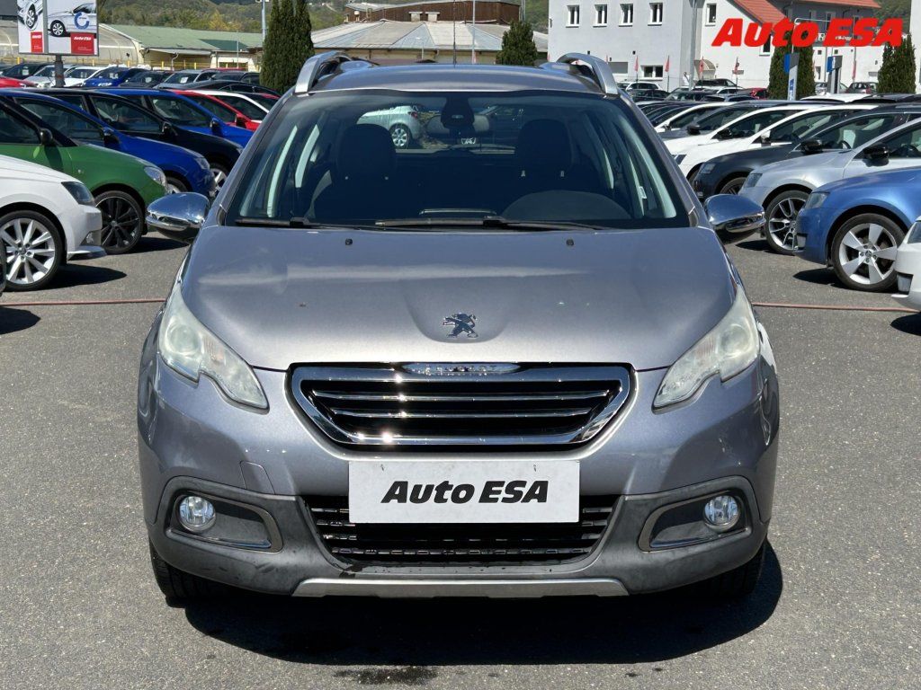 Peugeot 2008, 1.2,navi - fotka 2