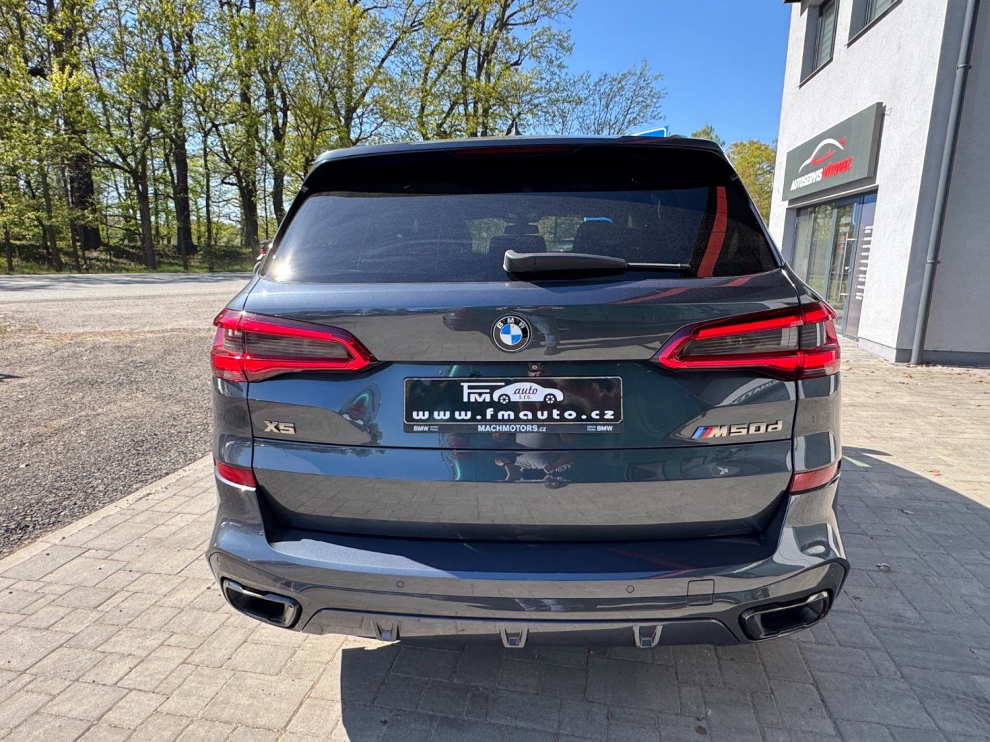 BMW X5, M50D - fotka 5