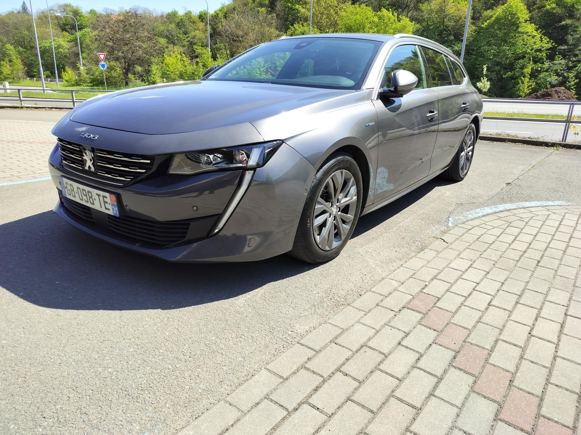 Peugeot 508, SW hybrid 225 e-EAT8 BUSINESS - fotka 3